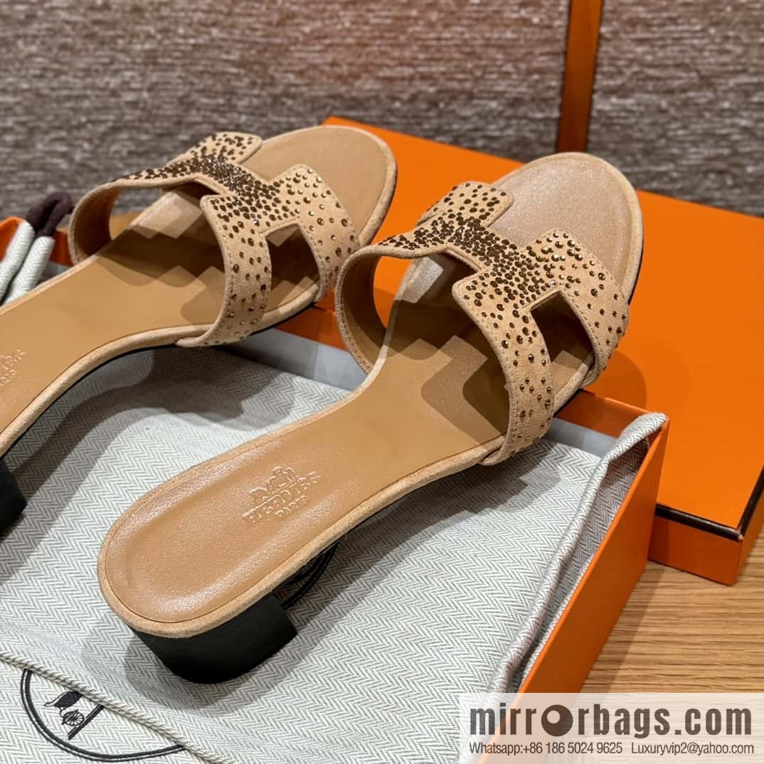 Hermès 10,000-year-old classic, the latest diamond surface H tow