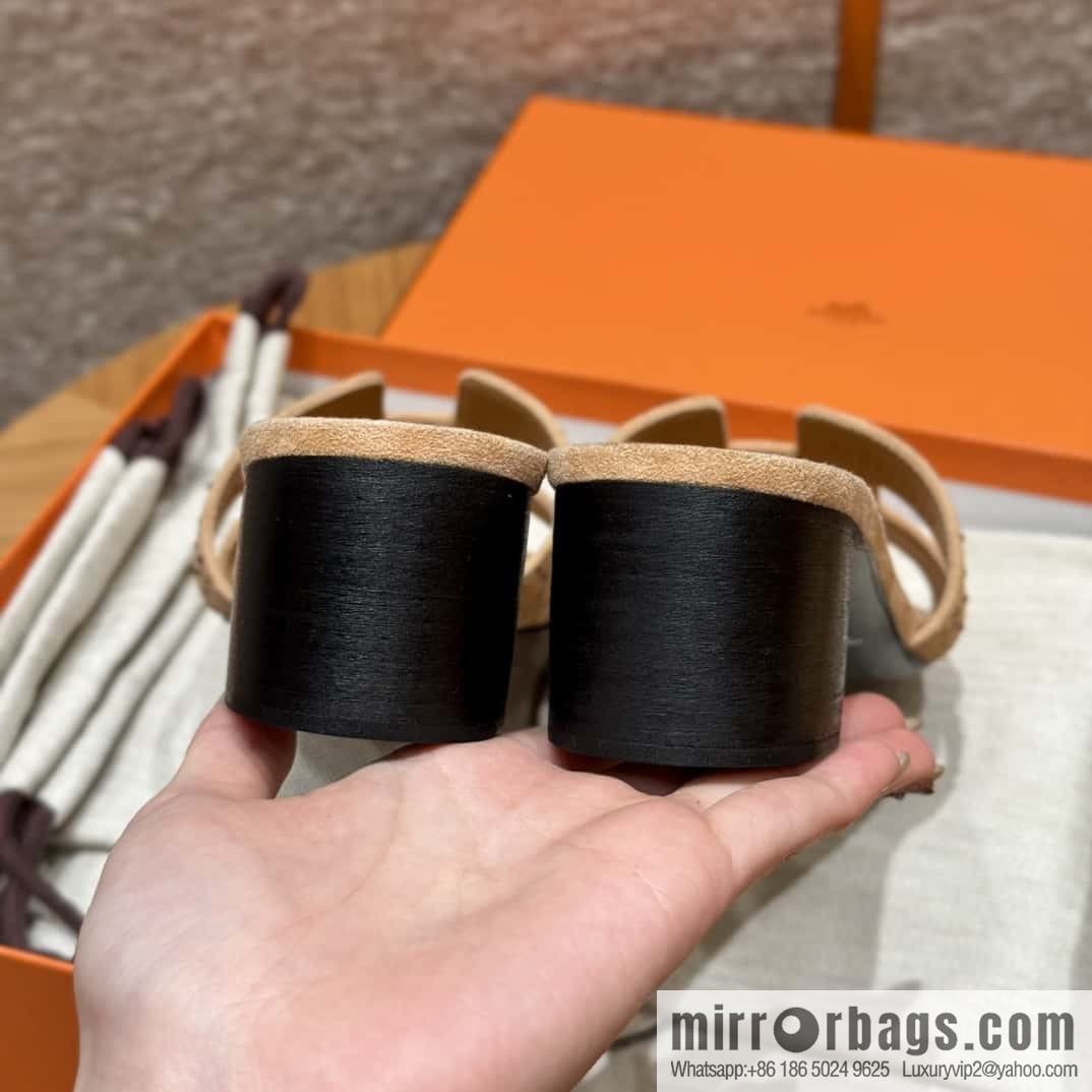 Hermès 10,000-year-old classic, the latest diamond surface H tow