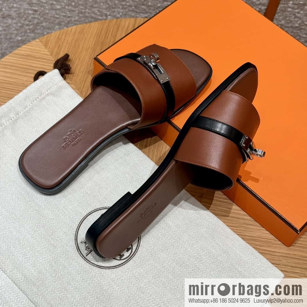 Hermès 183Kelly tow sandals Gigi50