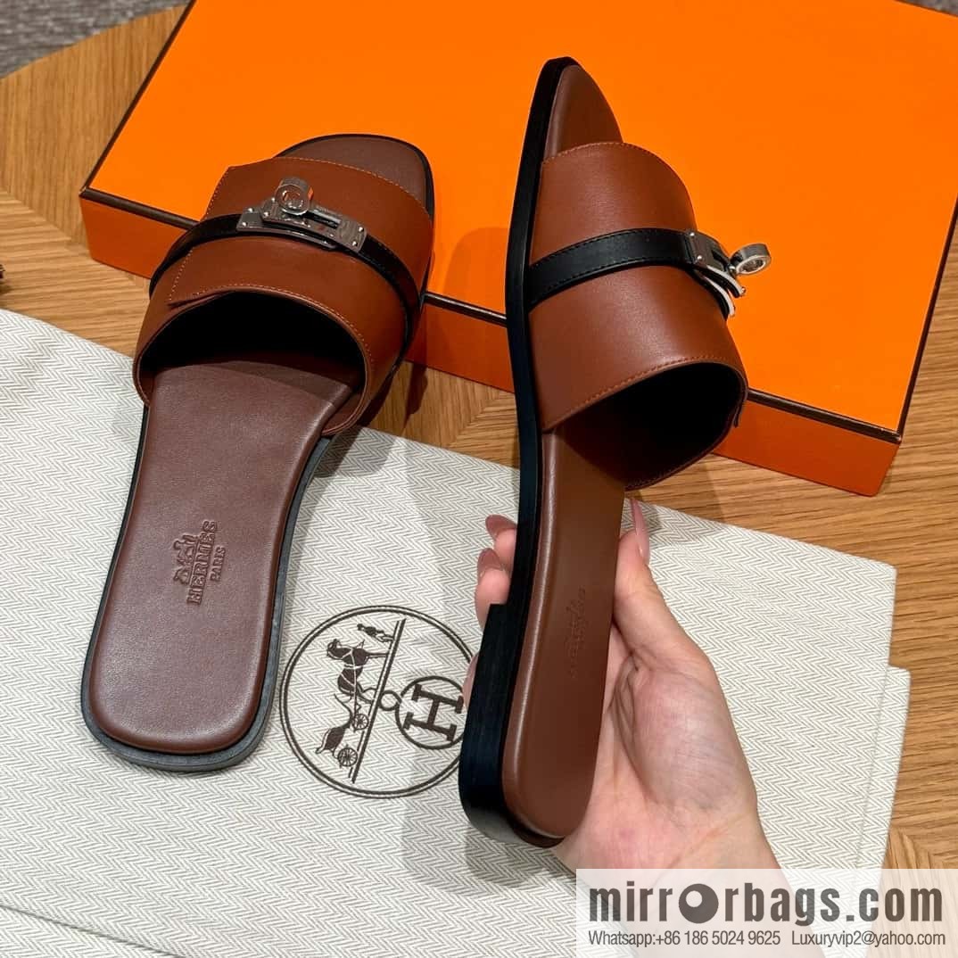 Hermès 183Kelly tow sandals Gigi50