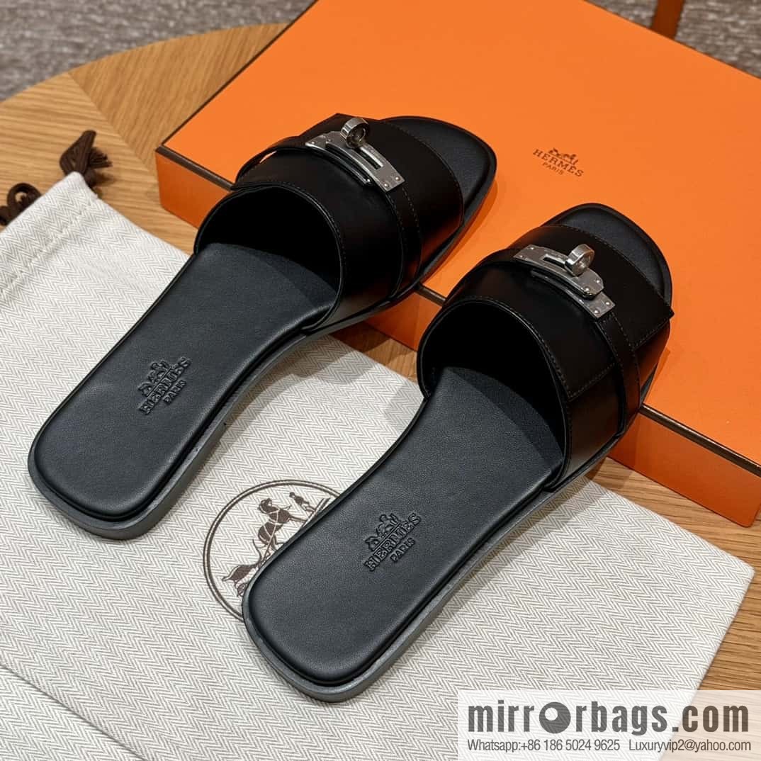Hermès 183Kelly tow sandals Gigi50 black/CK89/Noir