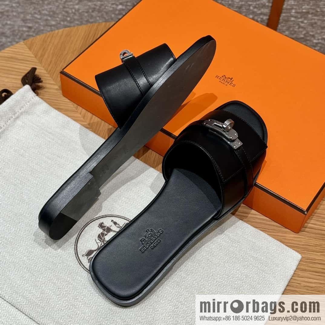 Hermès 183Kelly tow sandals Gigi50 black/CK89/Noir