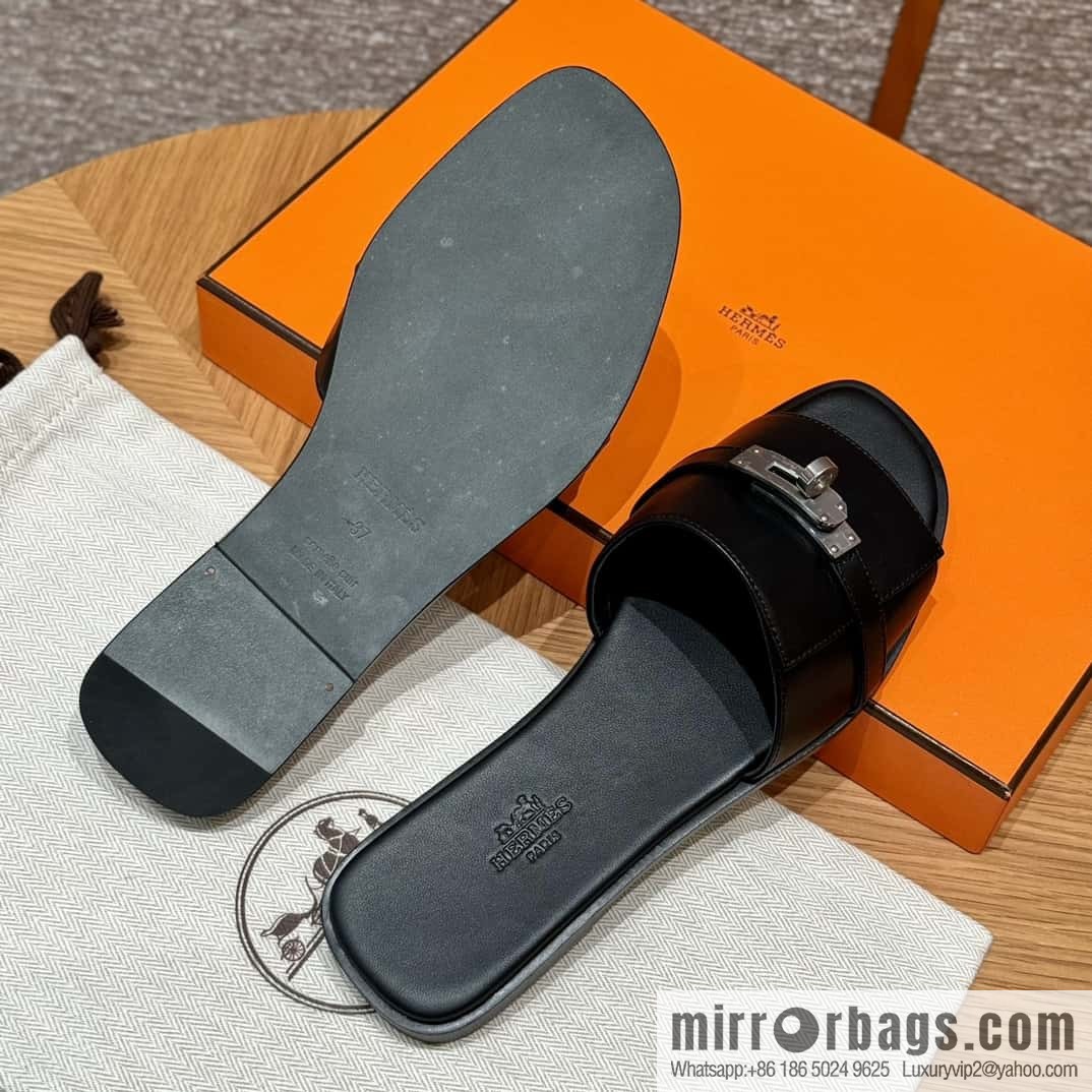 Hermès 183Kelly tow sandals Gigi50 black/CK89/Noir
