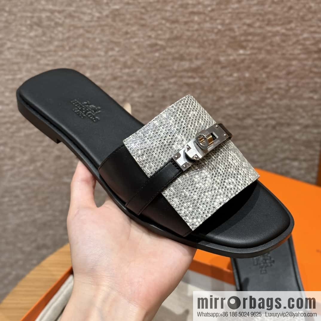 Hermès 183Kelly tow sandals Gigi50 black/CK89/Noir/Himalaya/Lizard primary color
