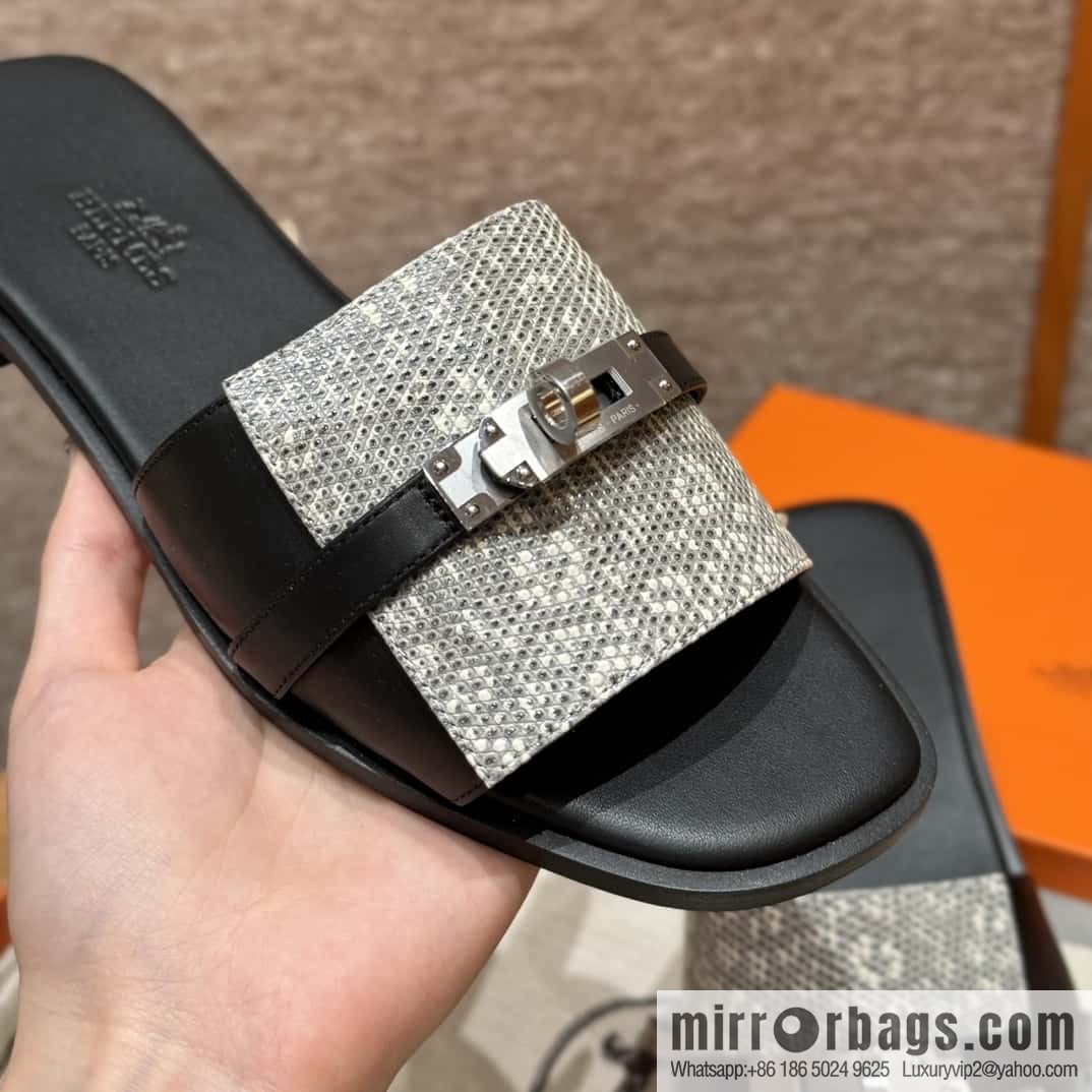 Hermès 183Kelly tow sandals Gigi50 black/CK89/Noir/Himalaya/Lizard primary color