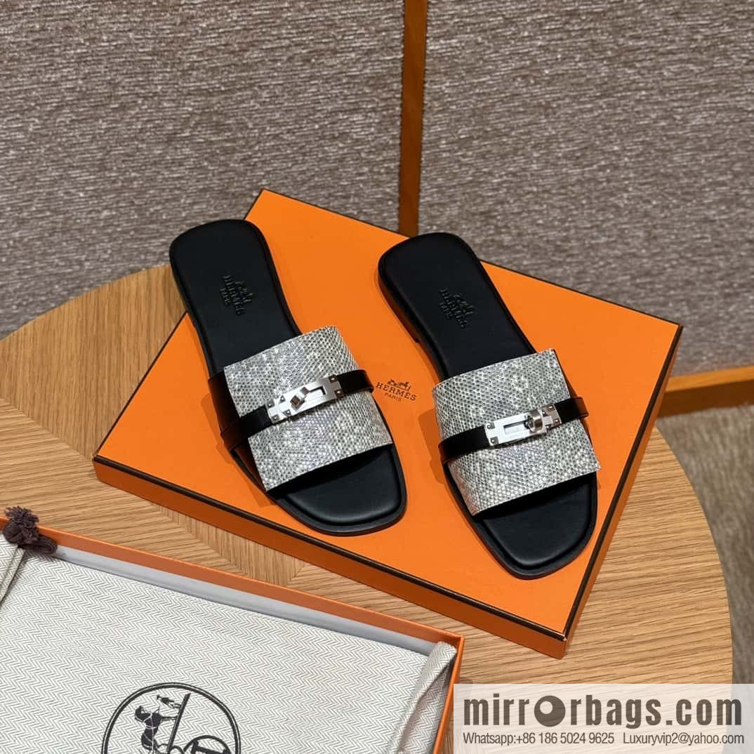 Hermès 183Kelly tow sandals Gigi50 black/CK89/Noir/Himalaya/Lizard primary color