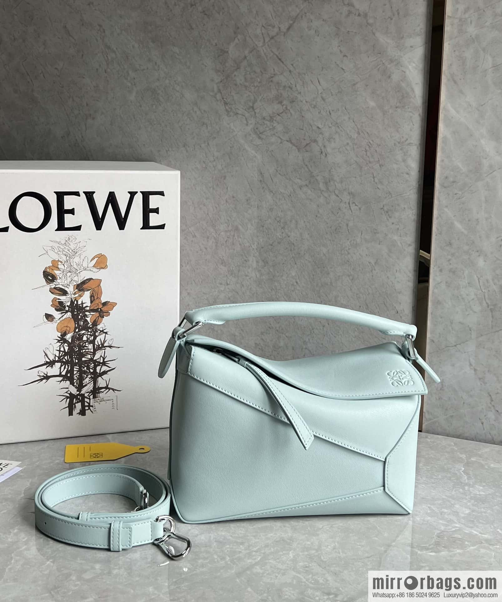 LOEWE new approach puzzle geometric pack 24CM 0681