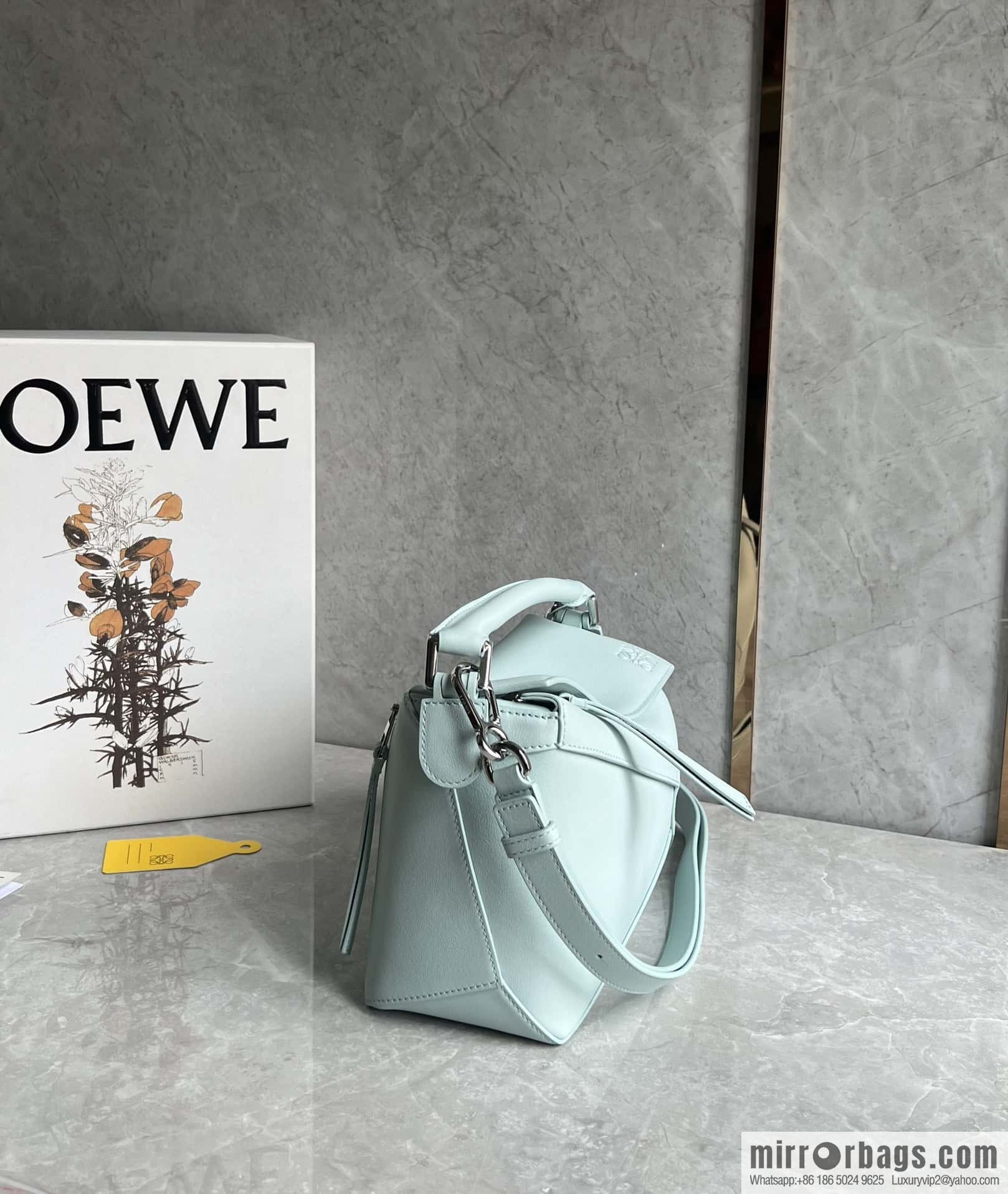 LOEWE new approach puzzle geometric pack 24CM 0681