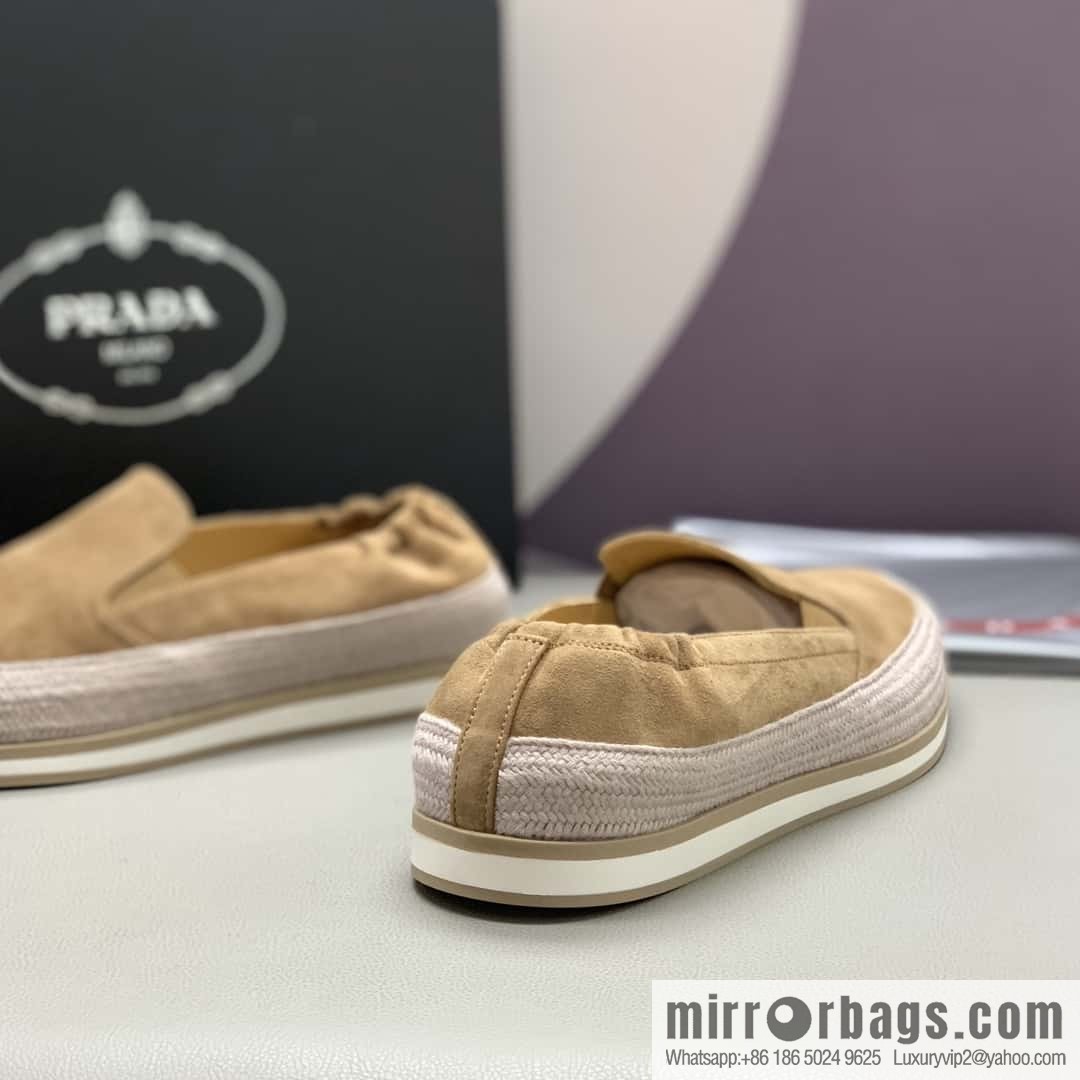 PRADA 💁🏻‍♂️ men's loafers