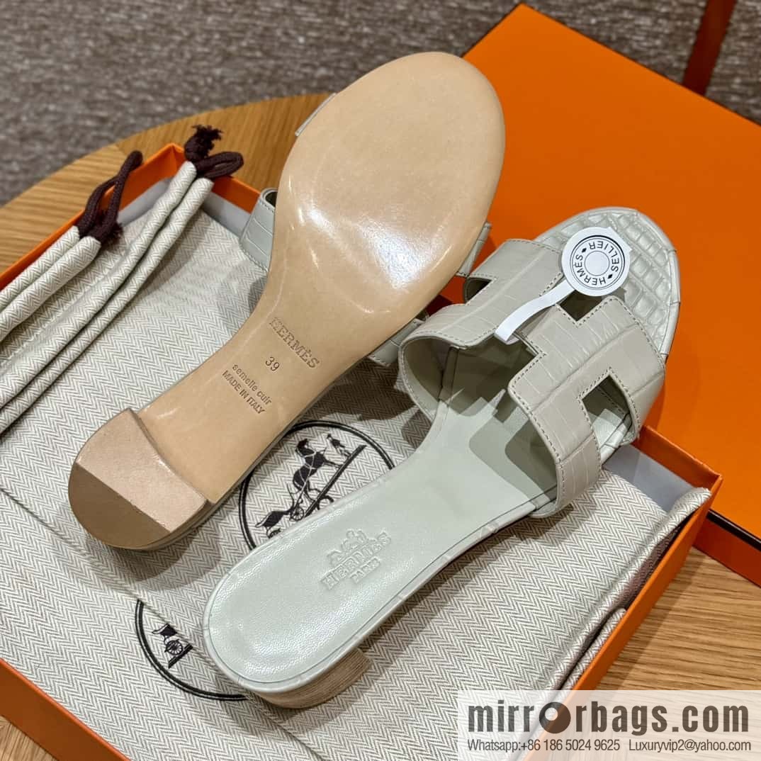 Hermès 185 Oasis High Heel Sandals 8L/Beton/Glacier White