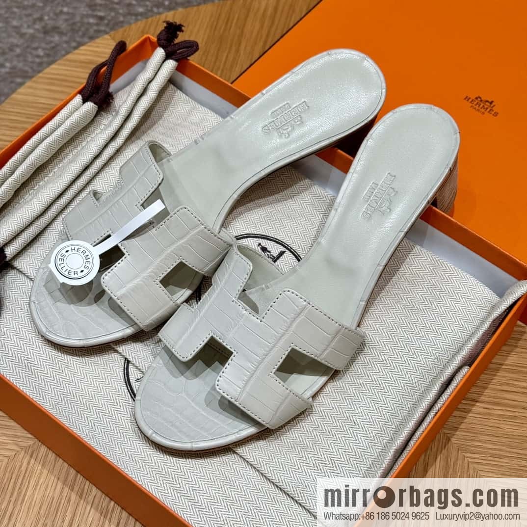 Hermès 185 Oasis High Heel Sandals 8L/Beton/Glacier White