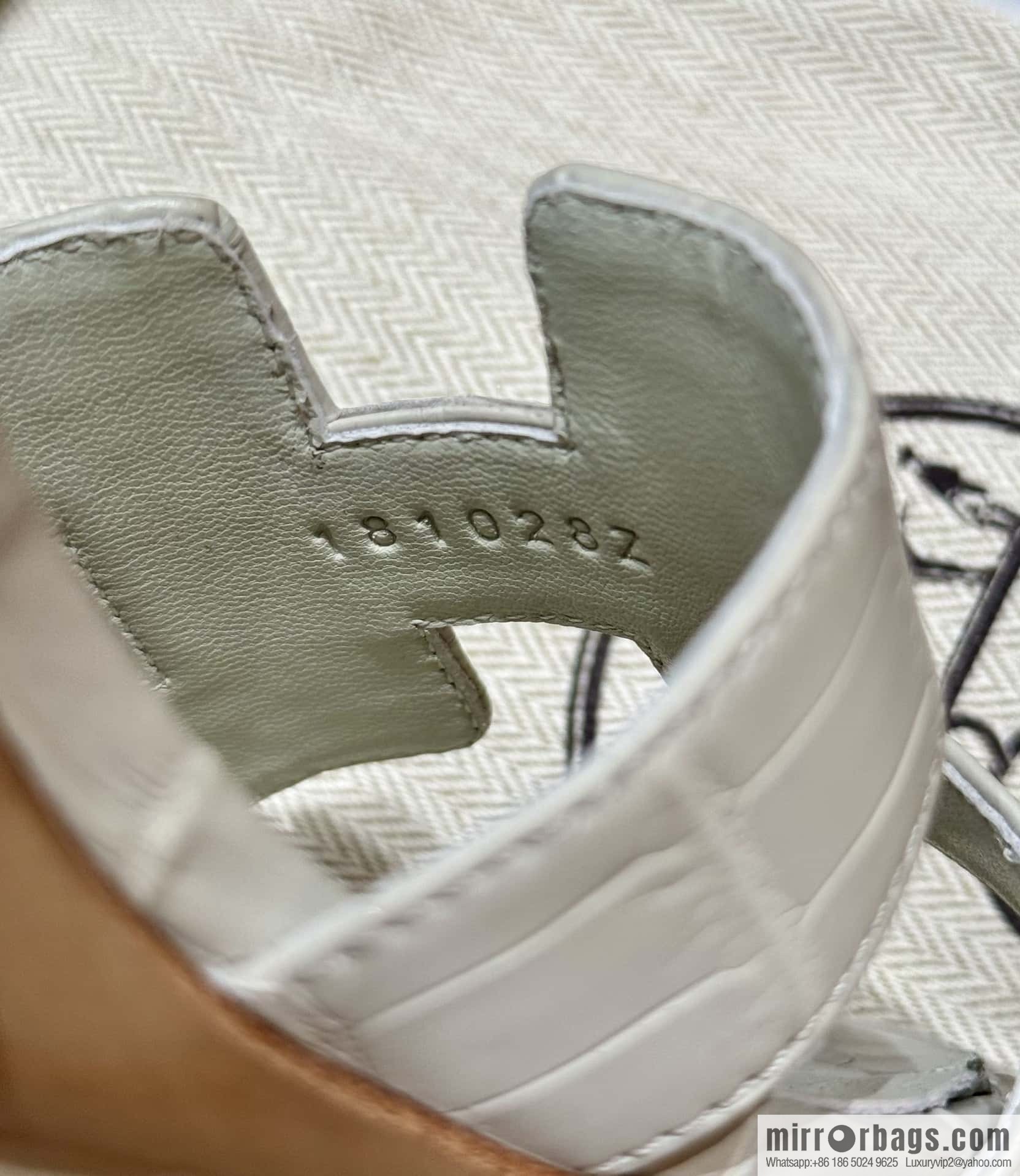 Hermès 185 Oasis High Heel Sandals 8L/Beton/Glacier White