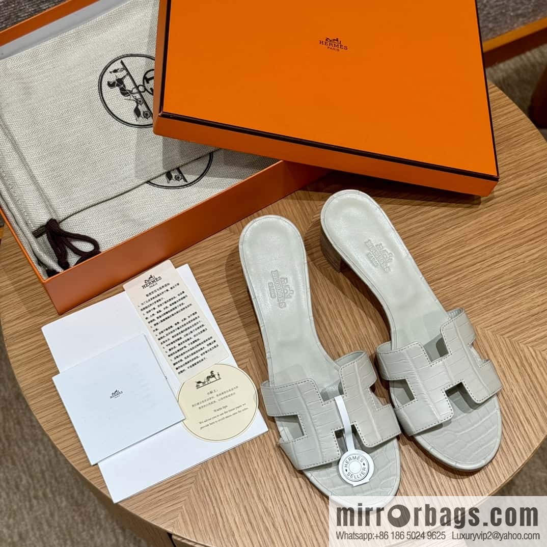 Hermès 185 Oasis High Heel Sandals 8L/Beton/Glacier White