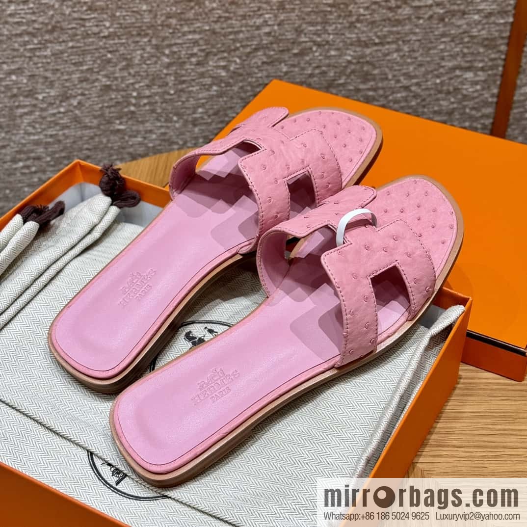 Hermès 181 Oran Sandals, Ceramic Powder/94/Terre Cuite