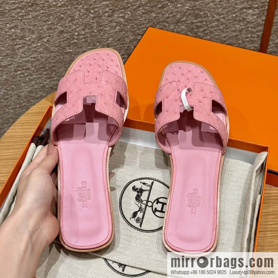Hermès 181 Oran Sandals, Ceramic Powder/94/Terre Cuite