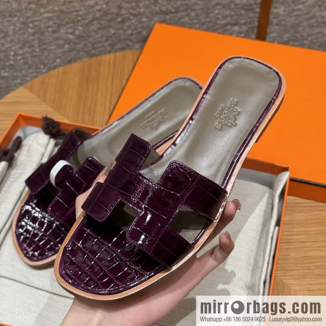 Hermès 181 Oran Sandals N5/Cassis/Gallon Purple