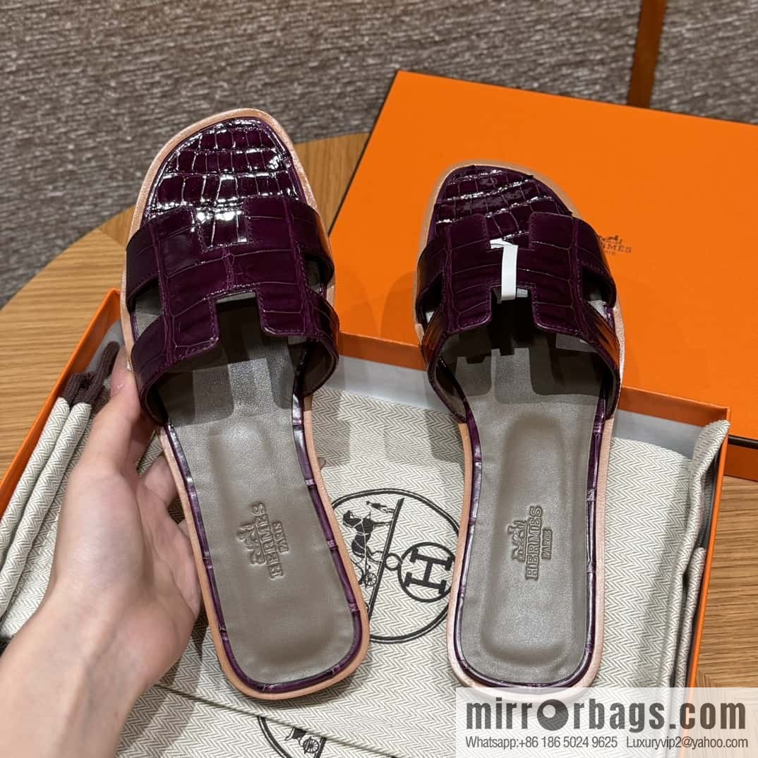 Hermès 181 Oran Sandals N5/Cassis/Gallon Purple