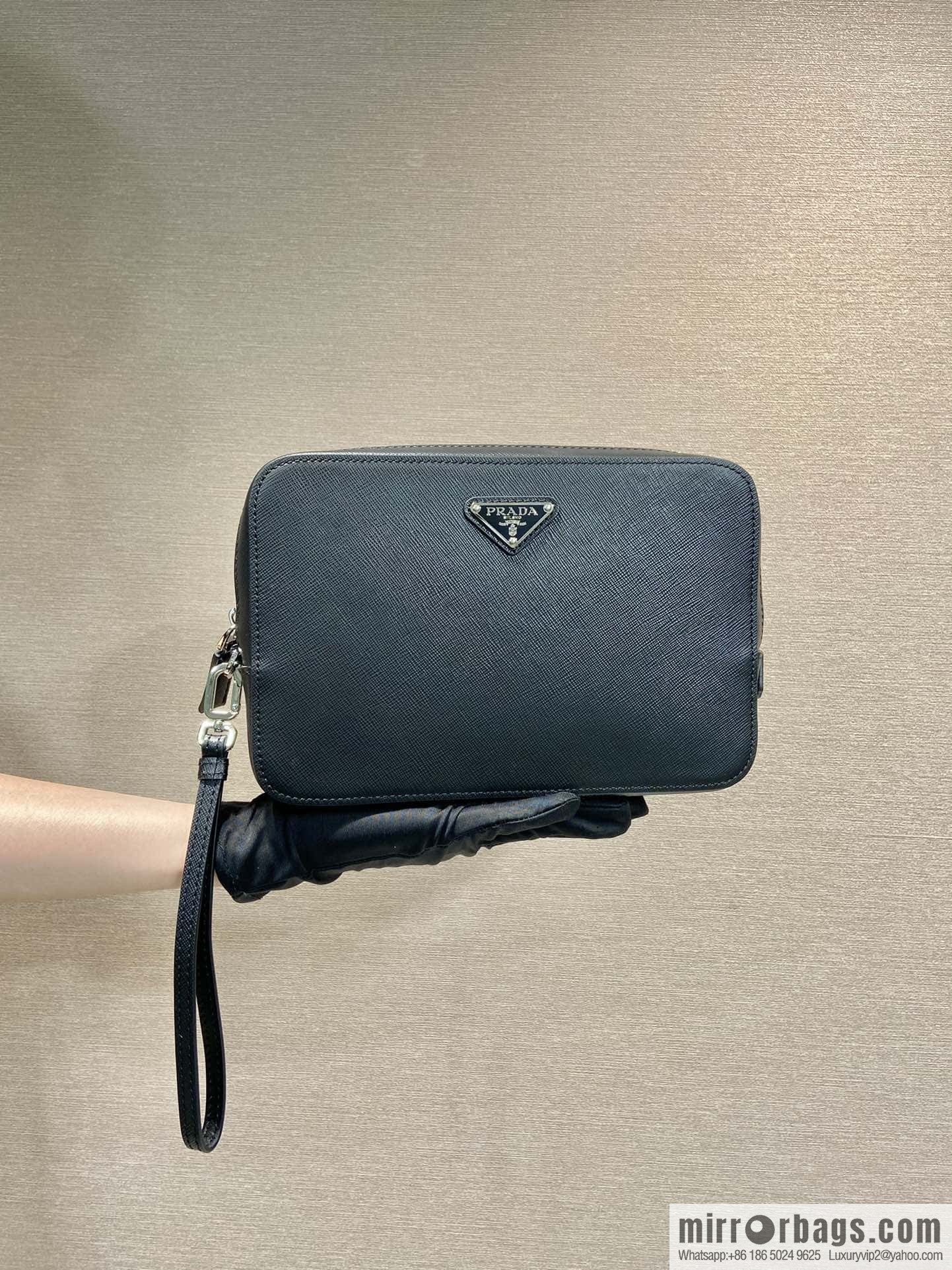 PRADA 🎉 new handbag 🎉 2VF017 men's handbag