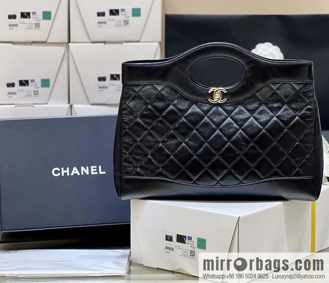 CHANEL 24S horizontal 31bag oil wax sheepskin AS4854 black