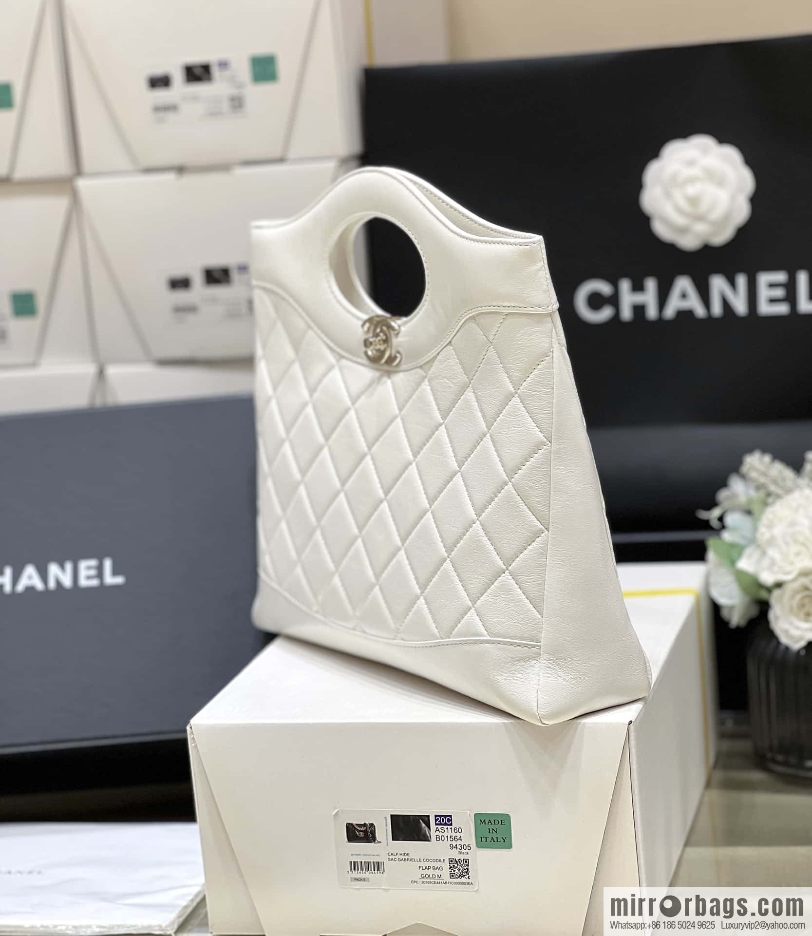 CHANEL 24S New S 31bag oil wax sheepskin AS4853 white