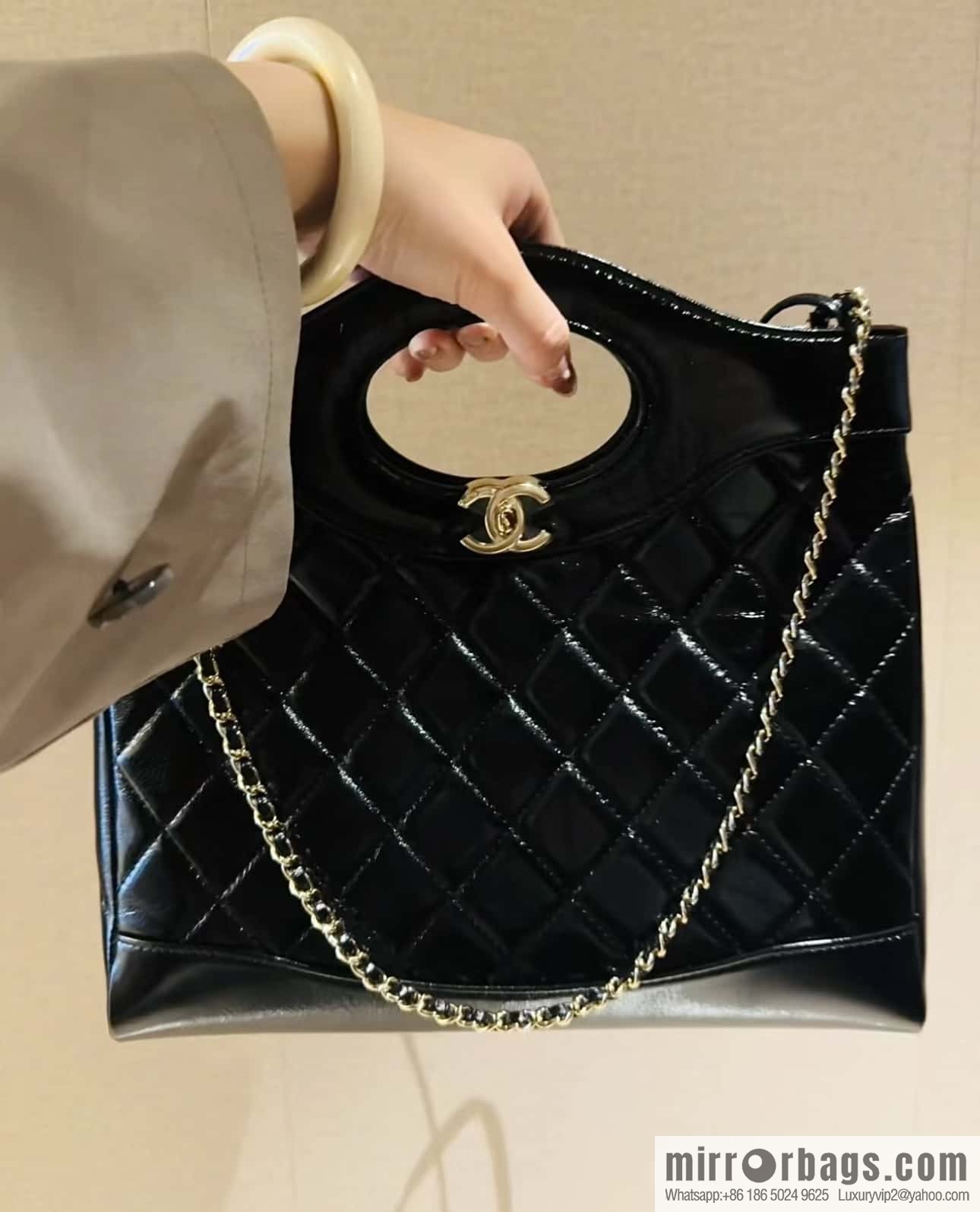 CHANEL 24S new small 31bag oil wax sheepskin AS4853 black