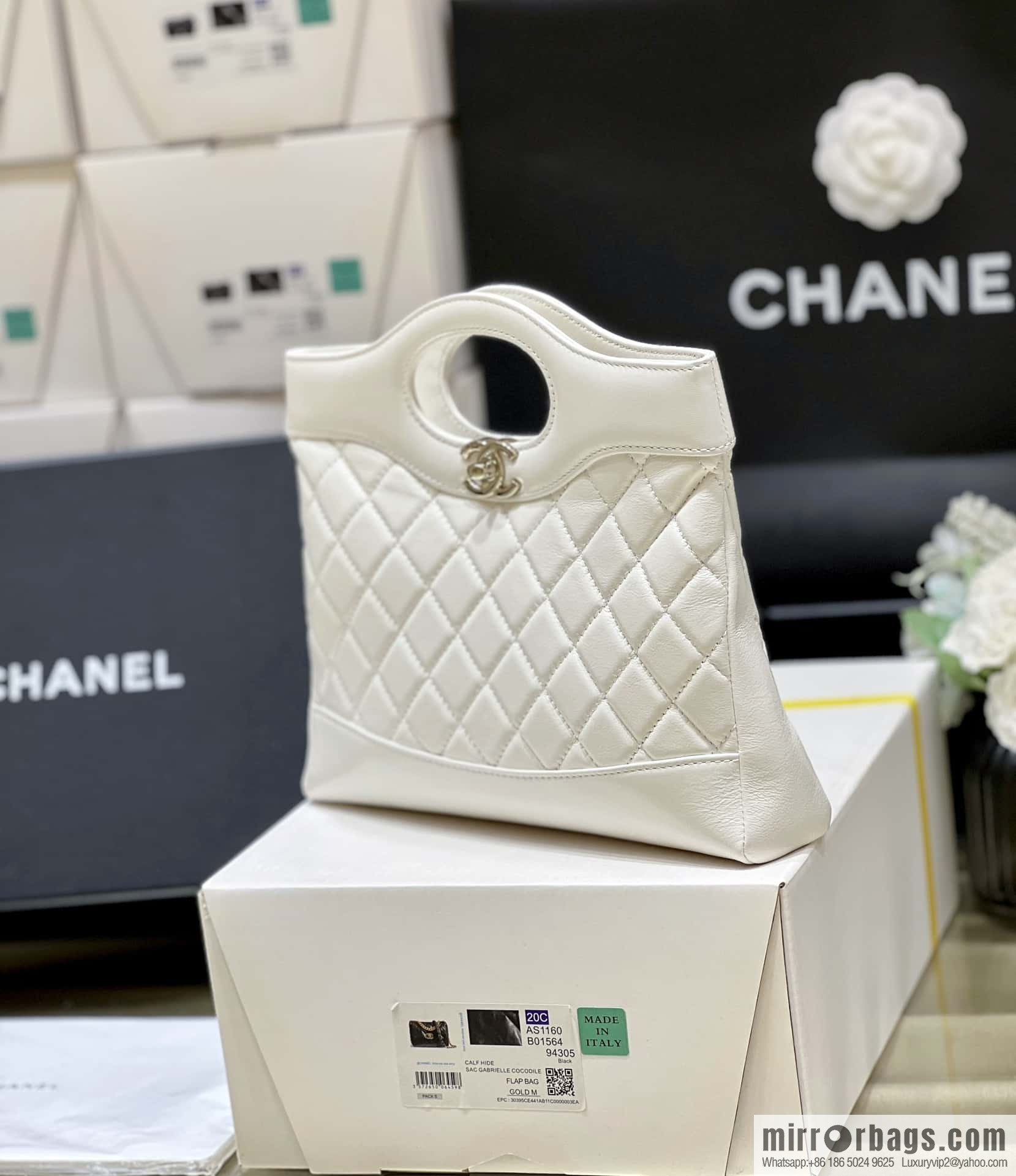 CHANEL 24S mini 31bag sheepskin AS4133 white