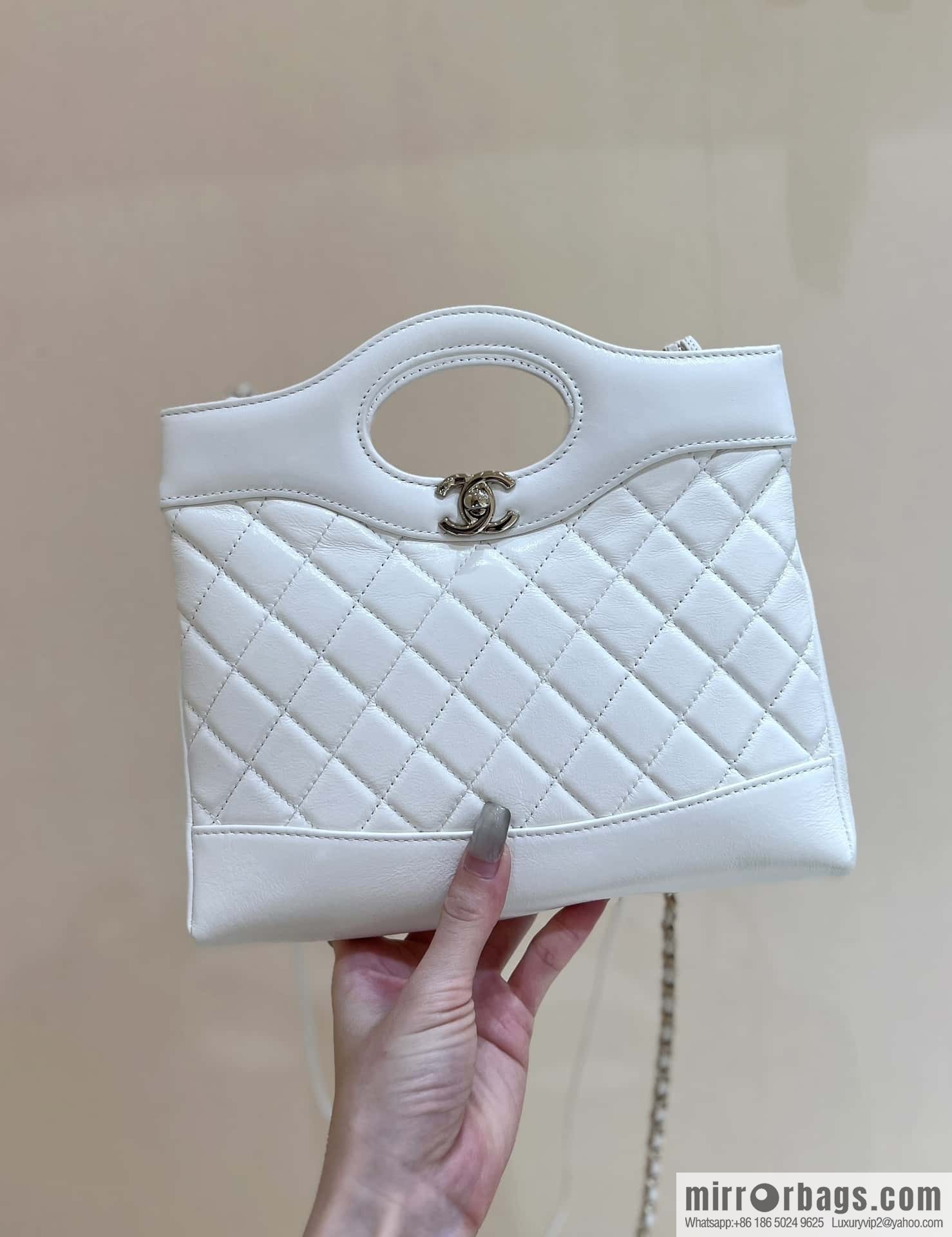 CHANEL 24S mini 31bag sheepskin AS4133 white