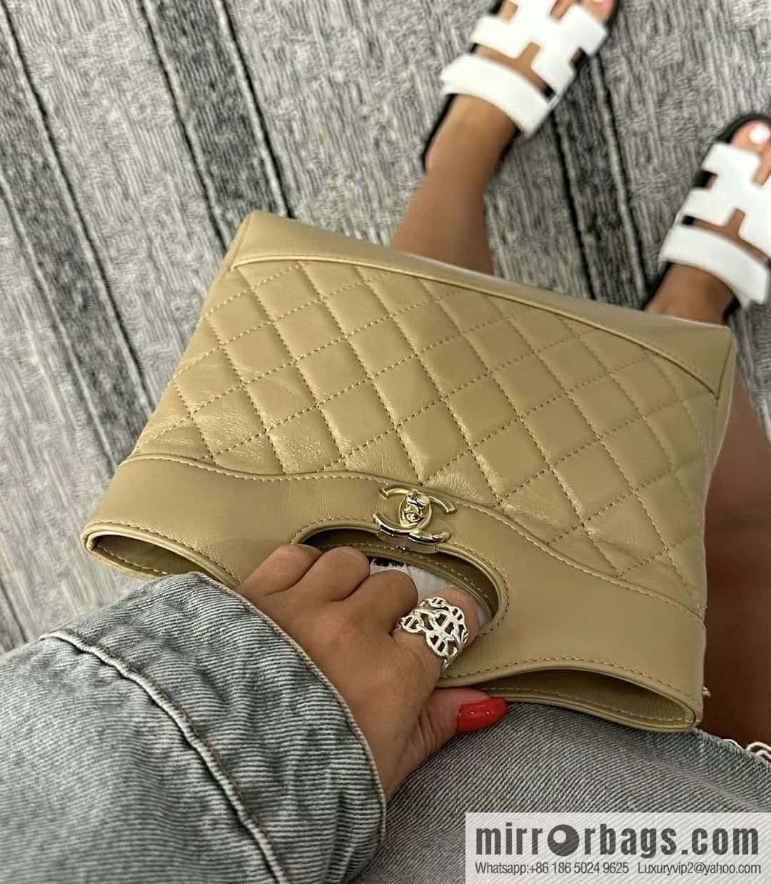 CHANEL 24S mini 31bag oil wax sheepskin AS4133 milk tea color