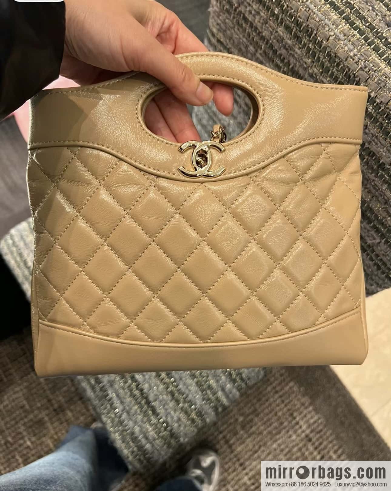 CHANEL 24S mini 31bag oil wax sheepskin AS4133 milk tea color