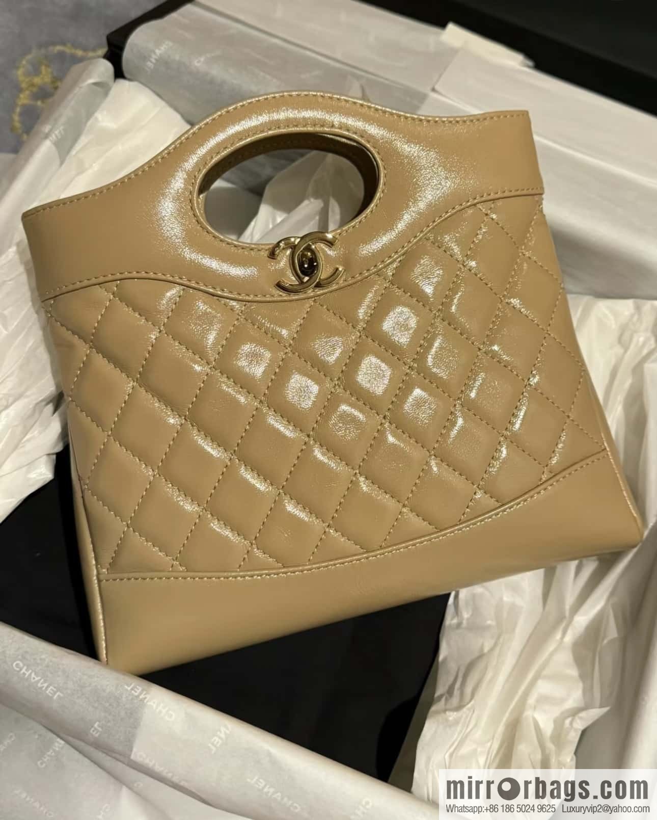CHANEL 24S mini 31bag oil wax sheepskin AS4133 milk tea color