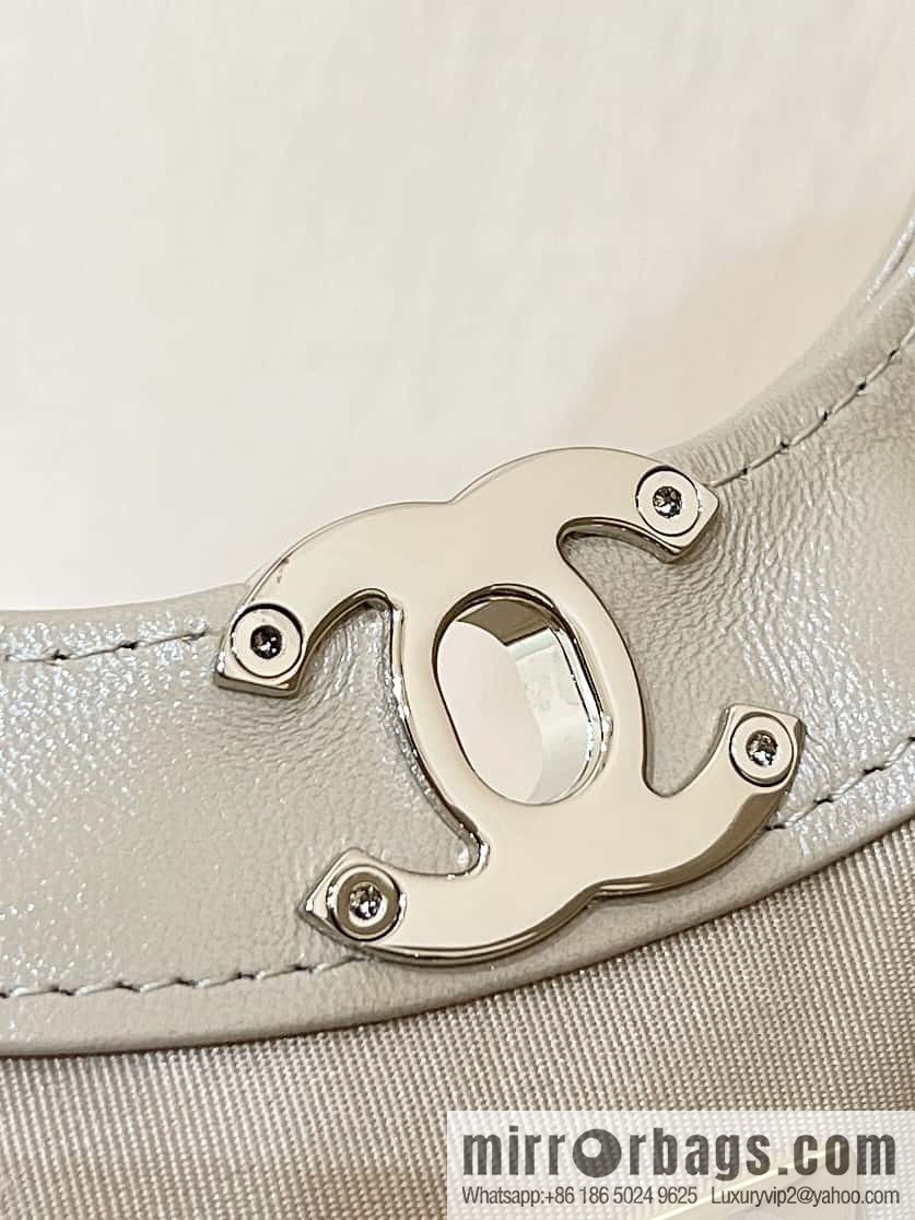 CHANEL 24S mini 31bag oil wax sheepskin AS4133 milk tea color