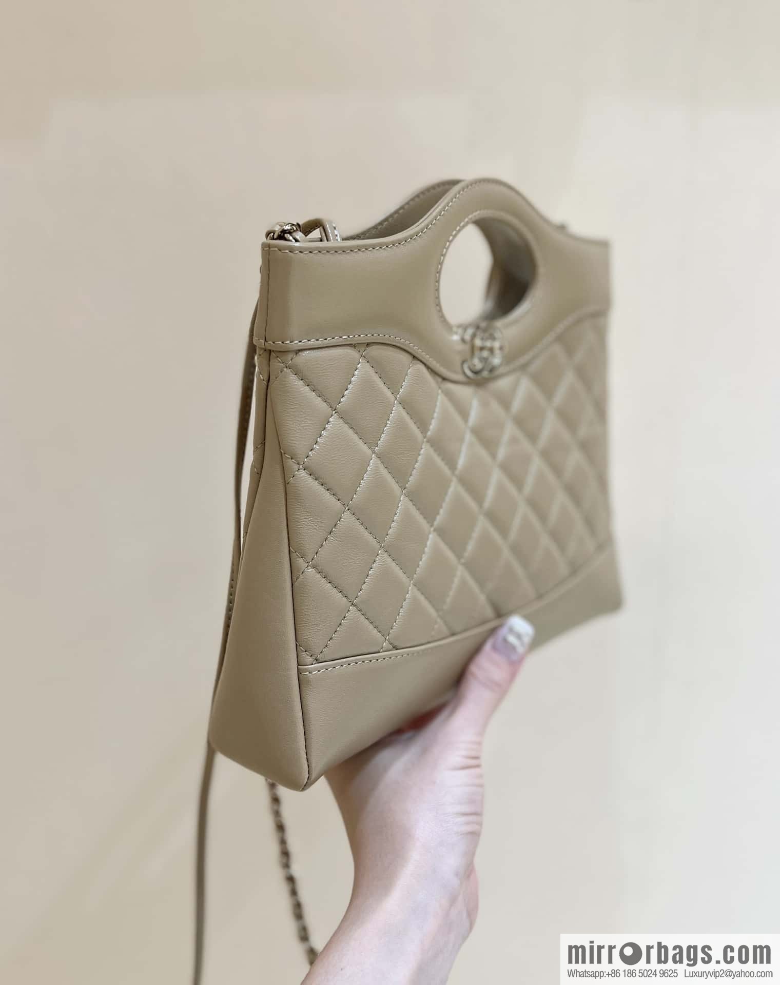 CHANEL 24S mini 31bag oil wax sheepskin AS4133 milk tea color