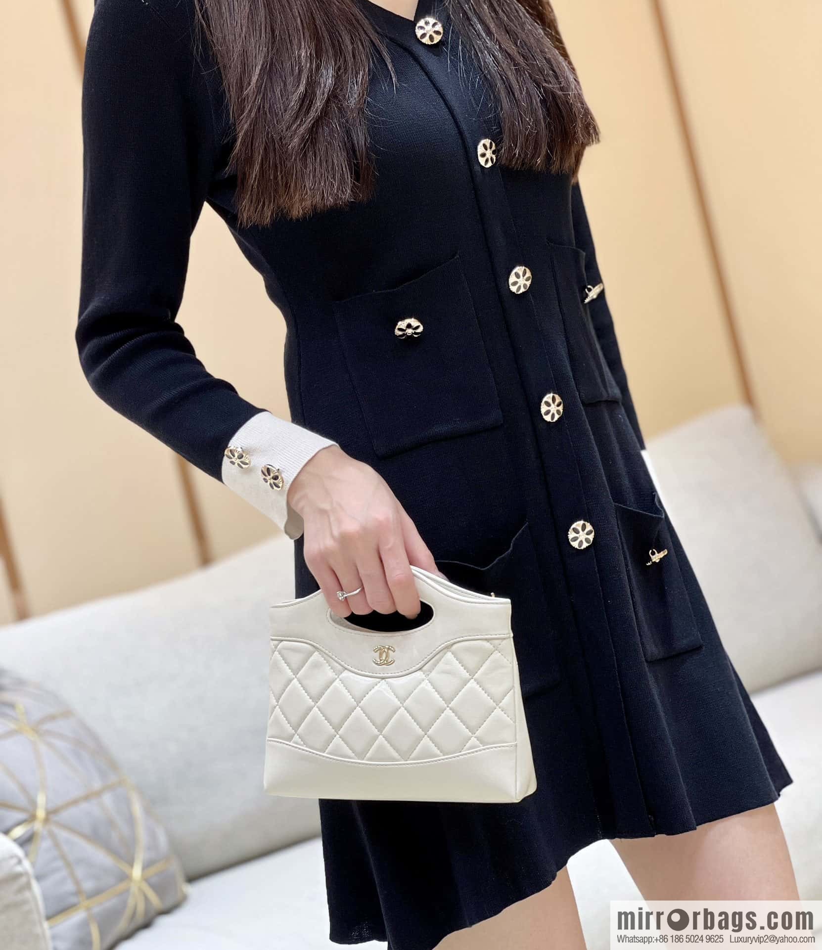 CHANEL 24S 31bag nano sheepskin AP3656 white