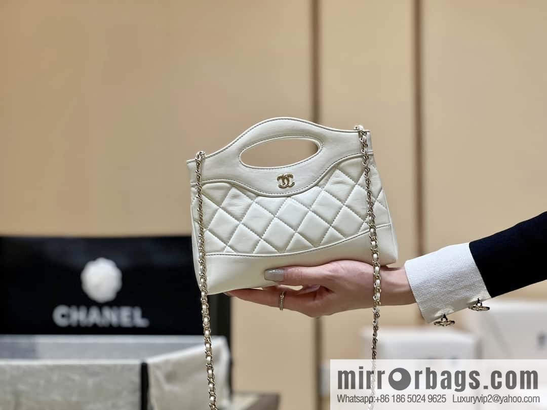 CHANEL 24S 31bag nano sheepskin AP3656 white