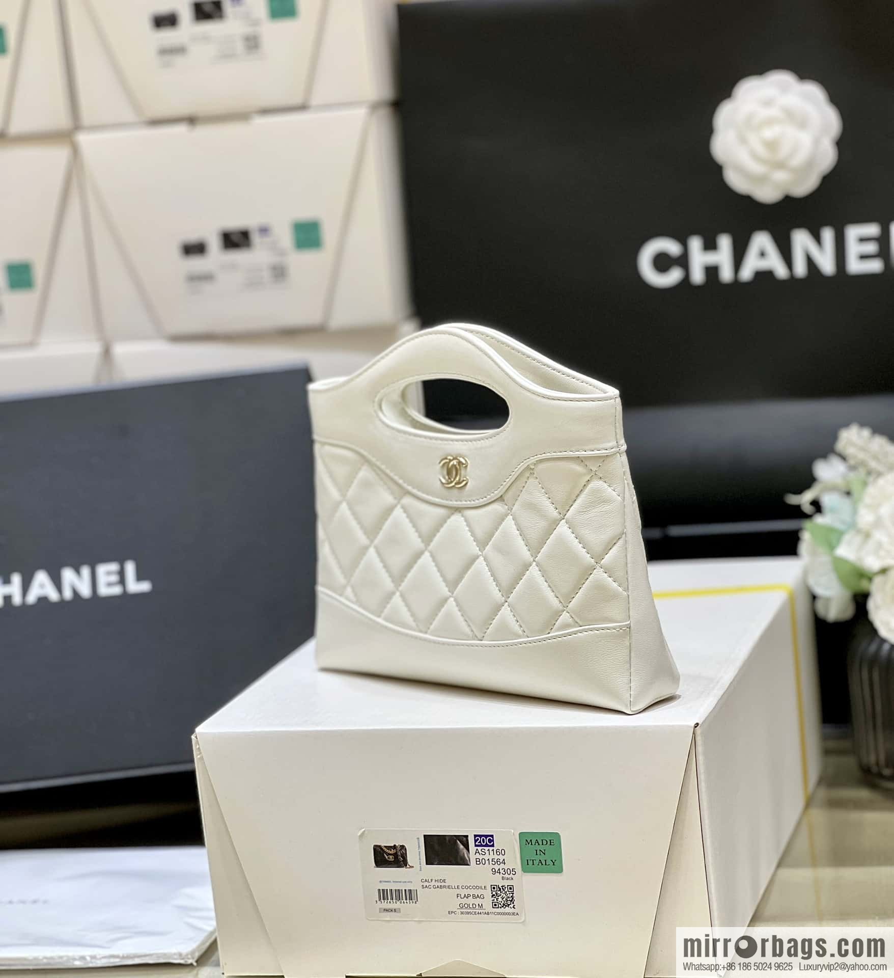 CHANEL 24S 31bag nano sheepskin AP3656 white