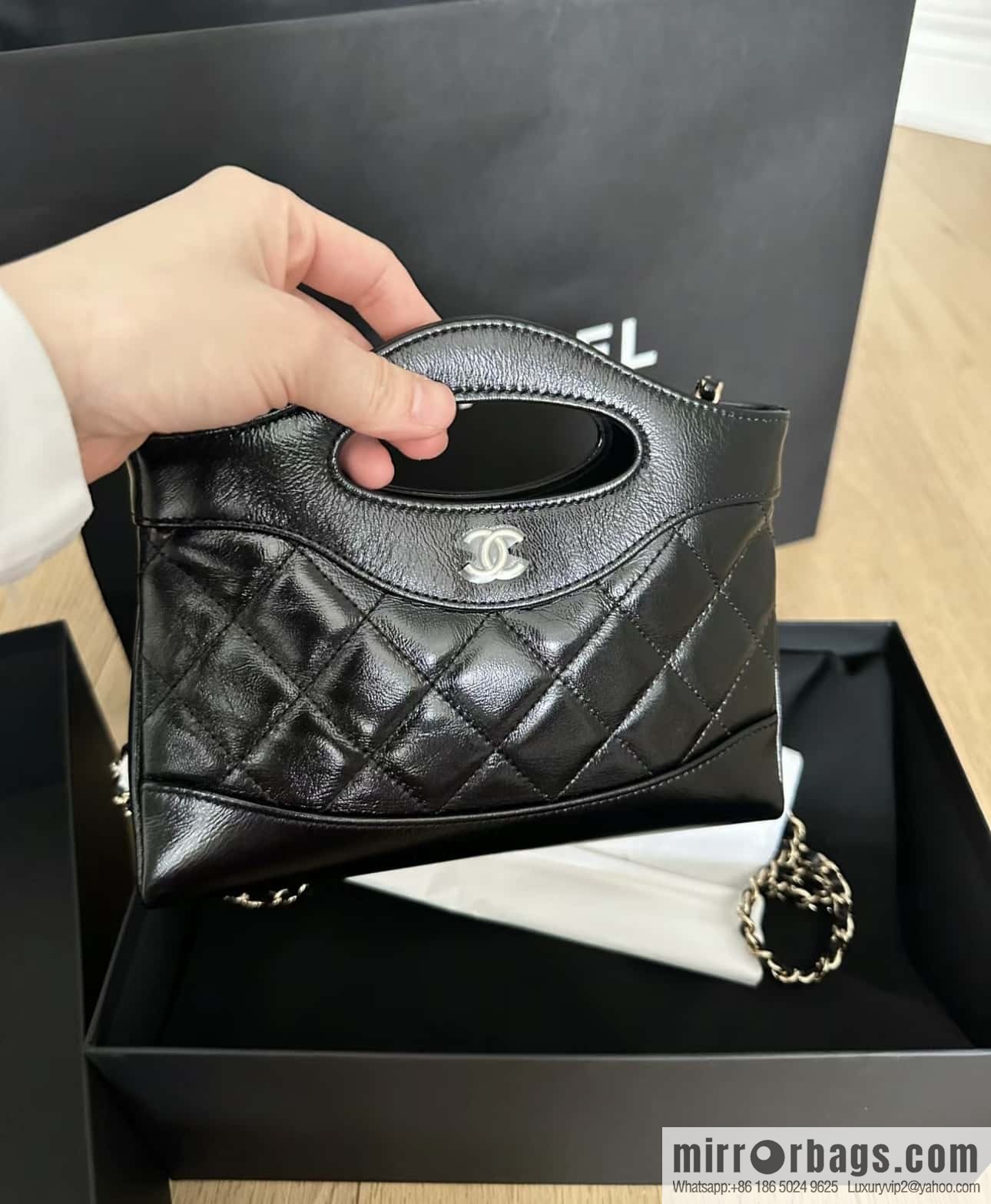 CHANEL 24S 31bag nano sheepskin AP3656 black