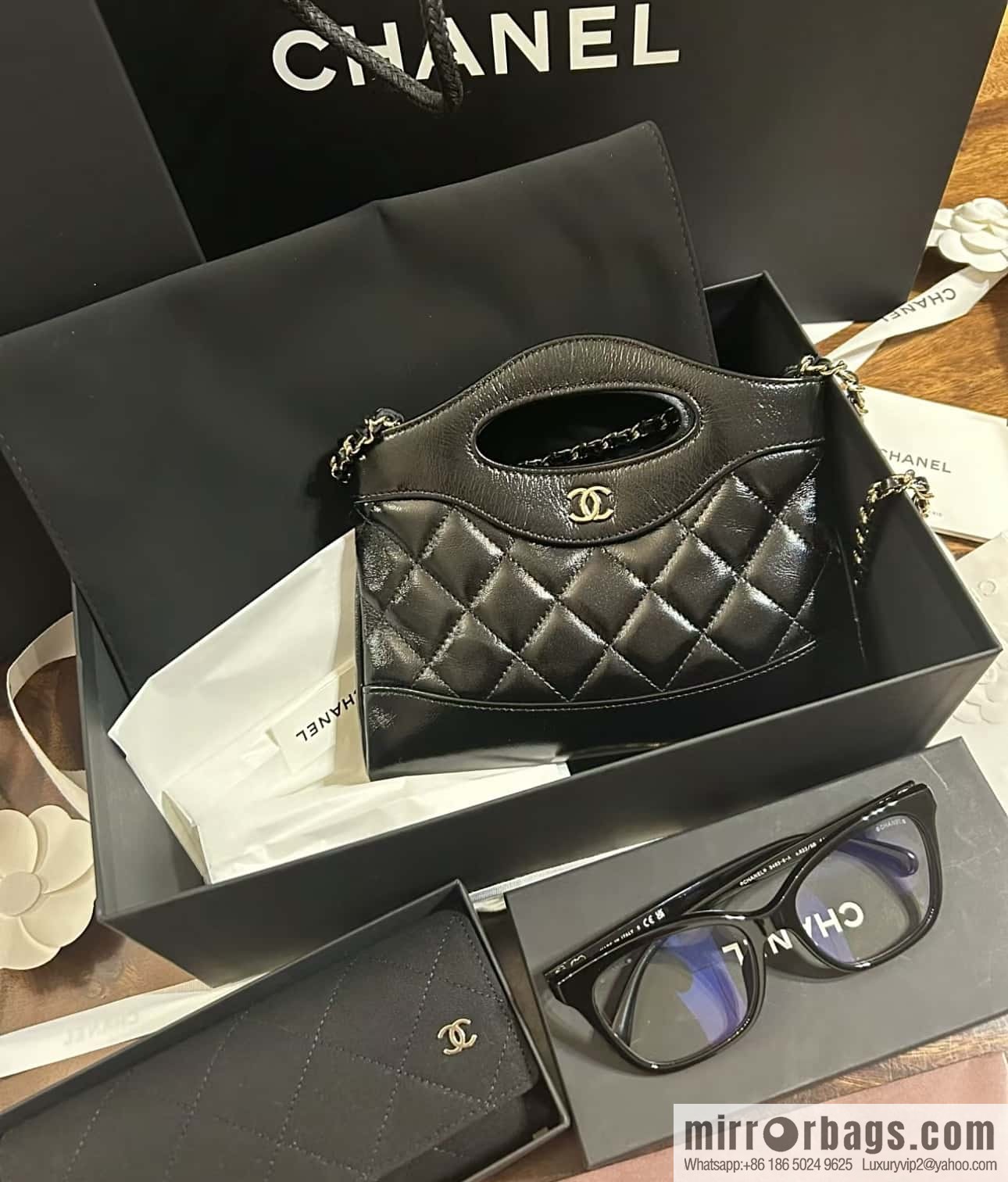 CHANEL 24S 31bag nano sheepskin AP3656 black