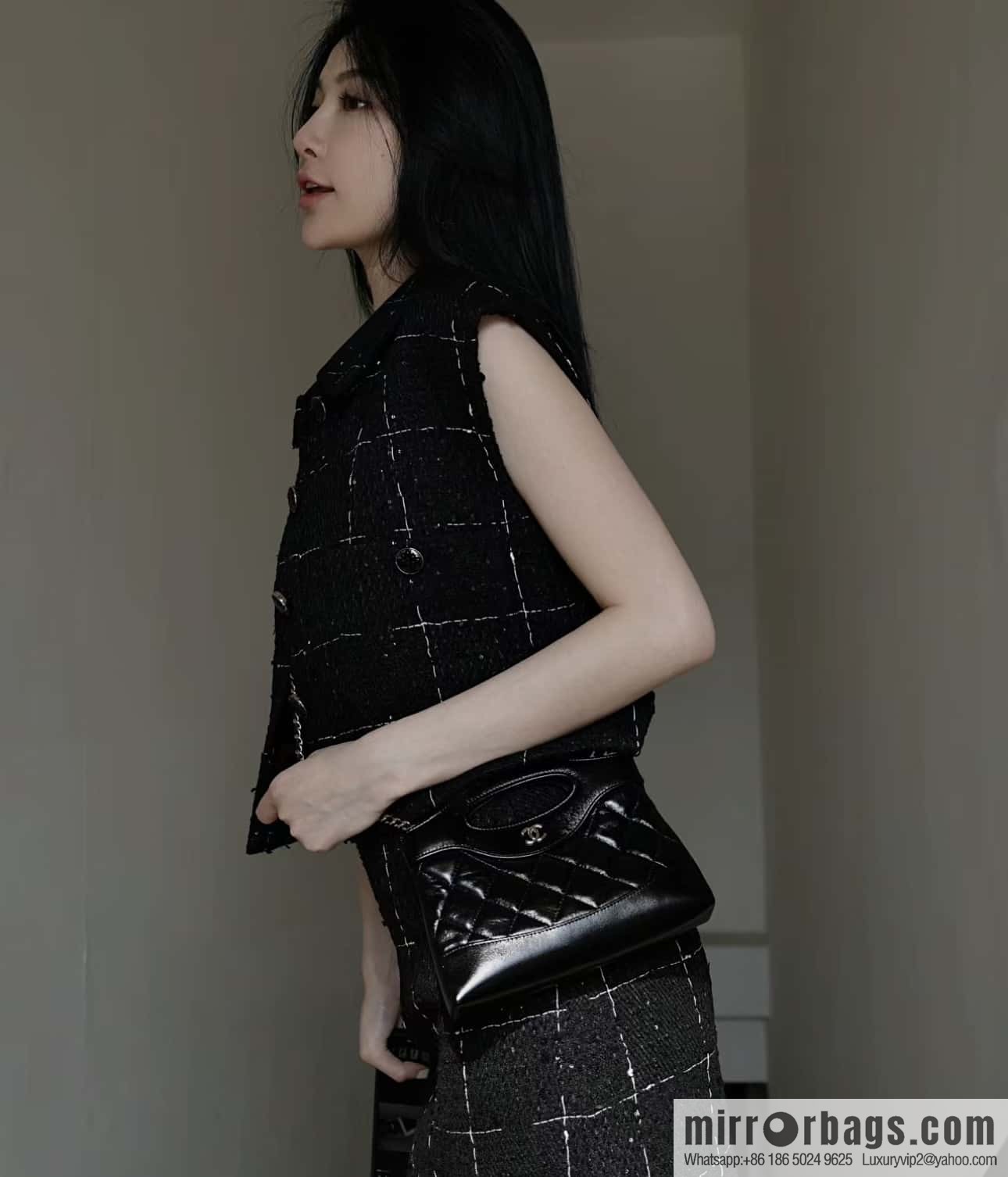 CHANEL 24S 31bag nano sheepskin AP3656 black