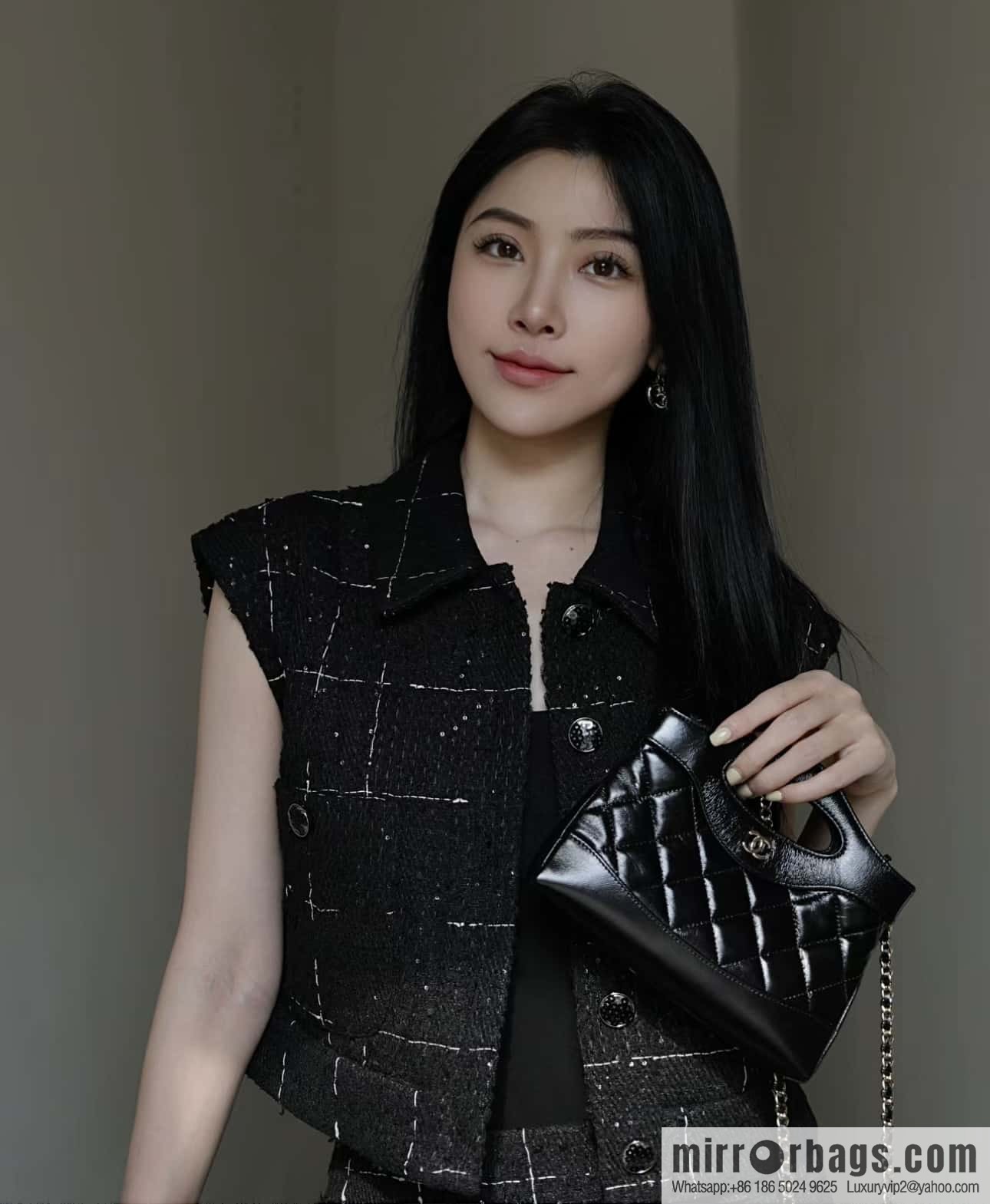 CHANEL 24S 31bag nano sheepskin AP3656 black