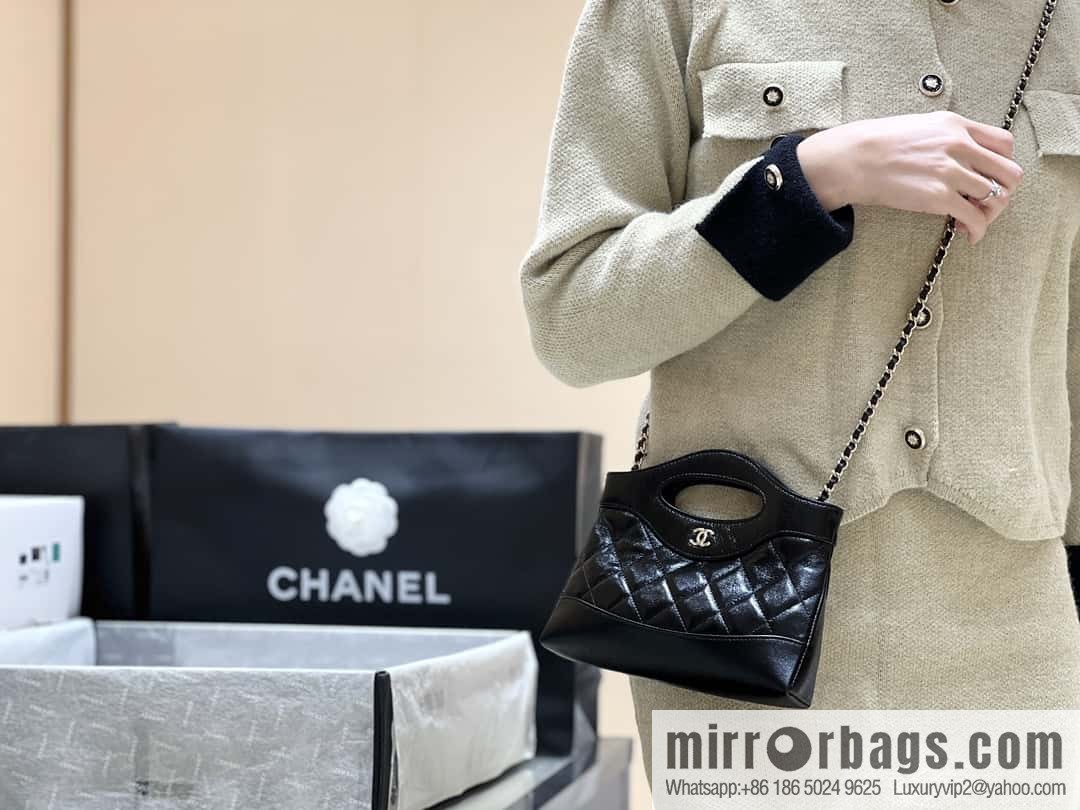 CHANEL 24S 31bag nano sheepskin AP3656 black