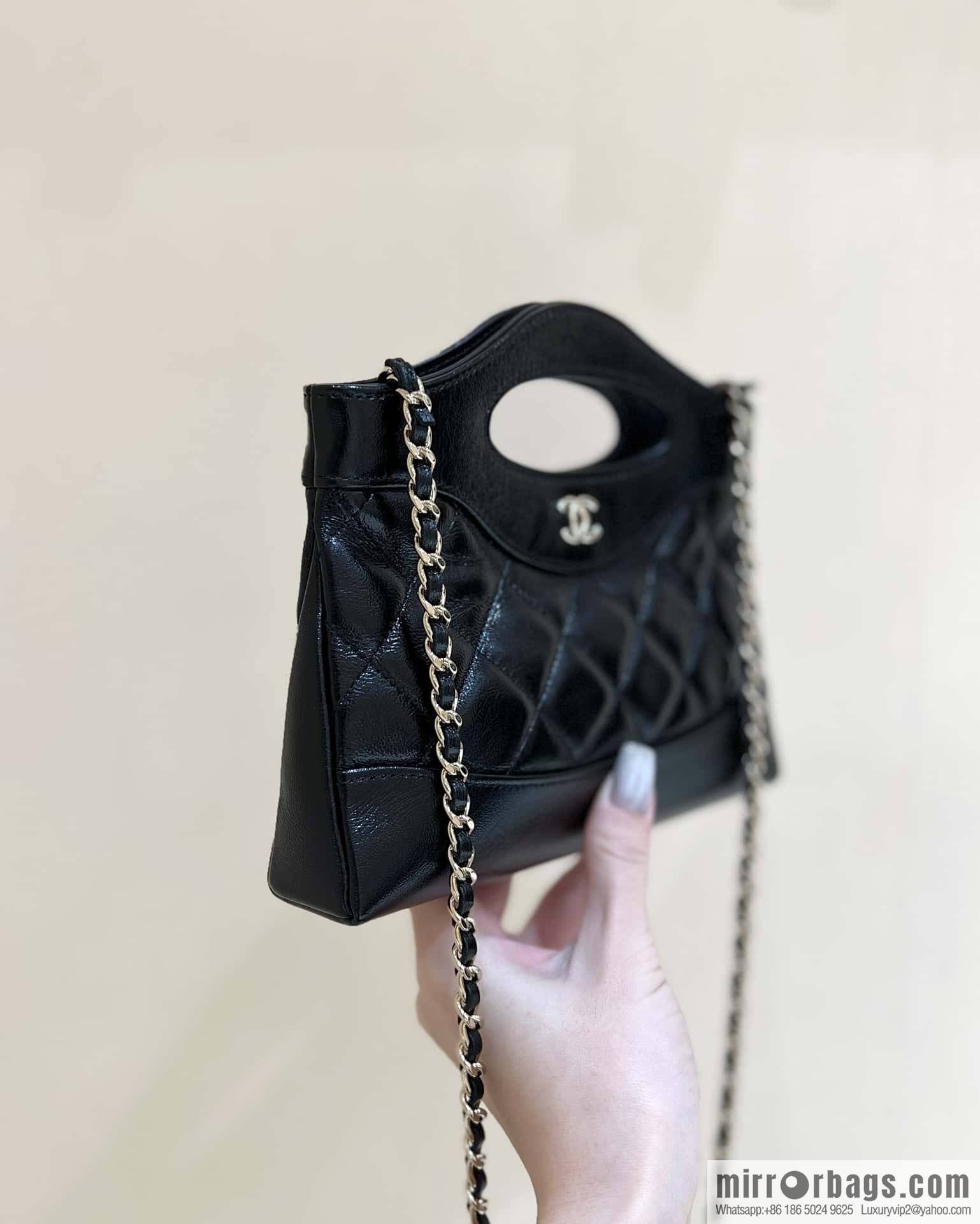 CHANEL 24S 31bag nano sheepskin AP3656 black