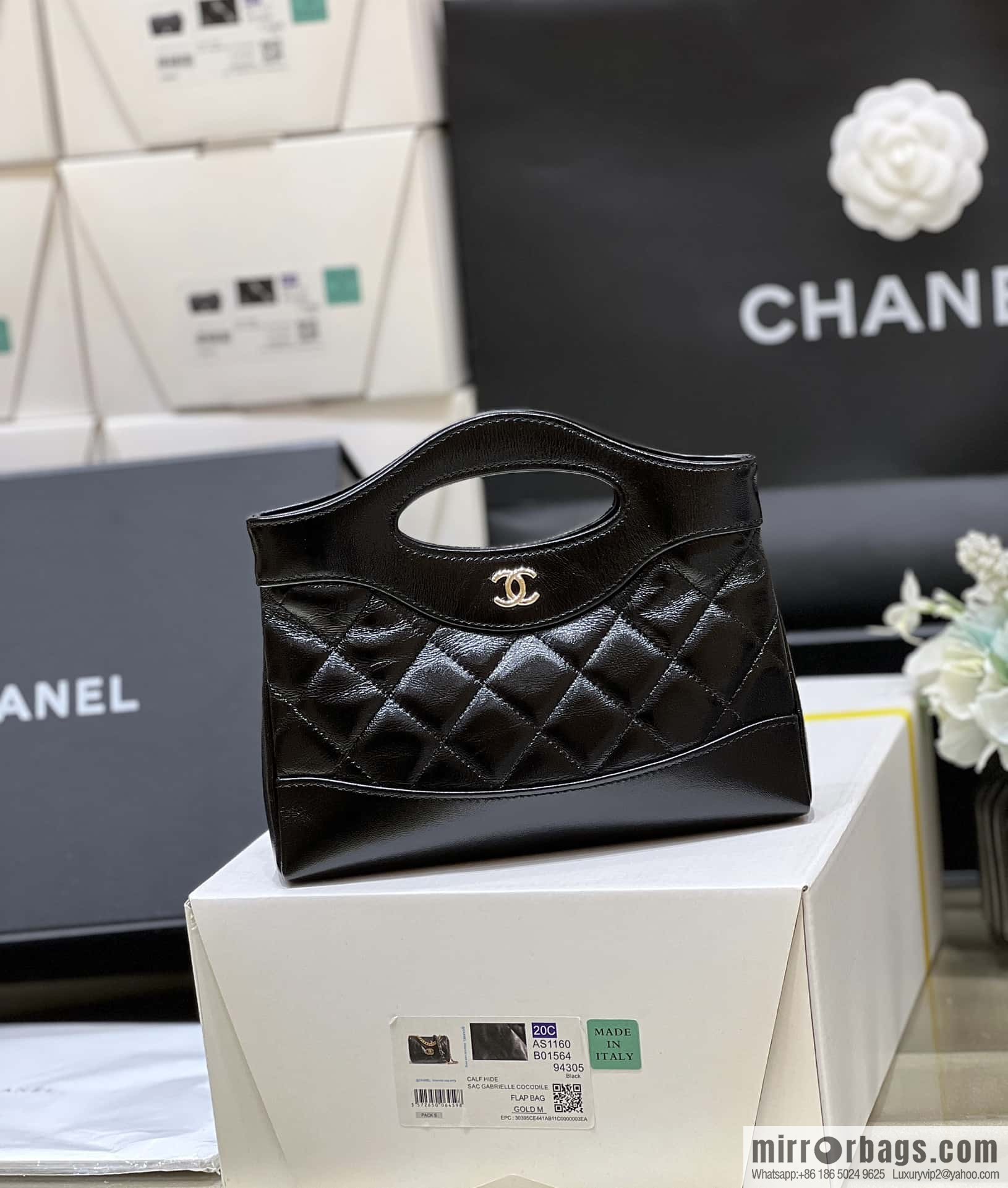 CHANEL 24S 31bag nano sheepskin AP3656 black