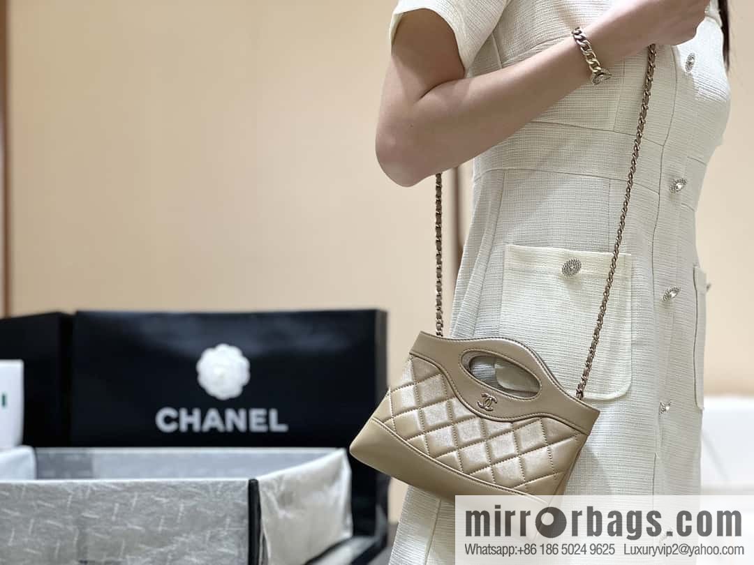 CHANEL 24S 31bag nano oil wax sheepskin AP3656 milk tea color