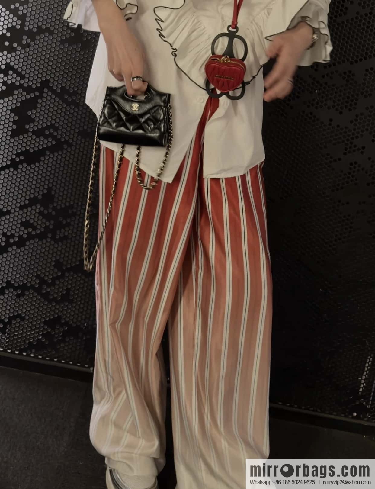 CHANEL 24S spring and summer series, super mini waste bag AP3875 black