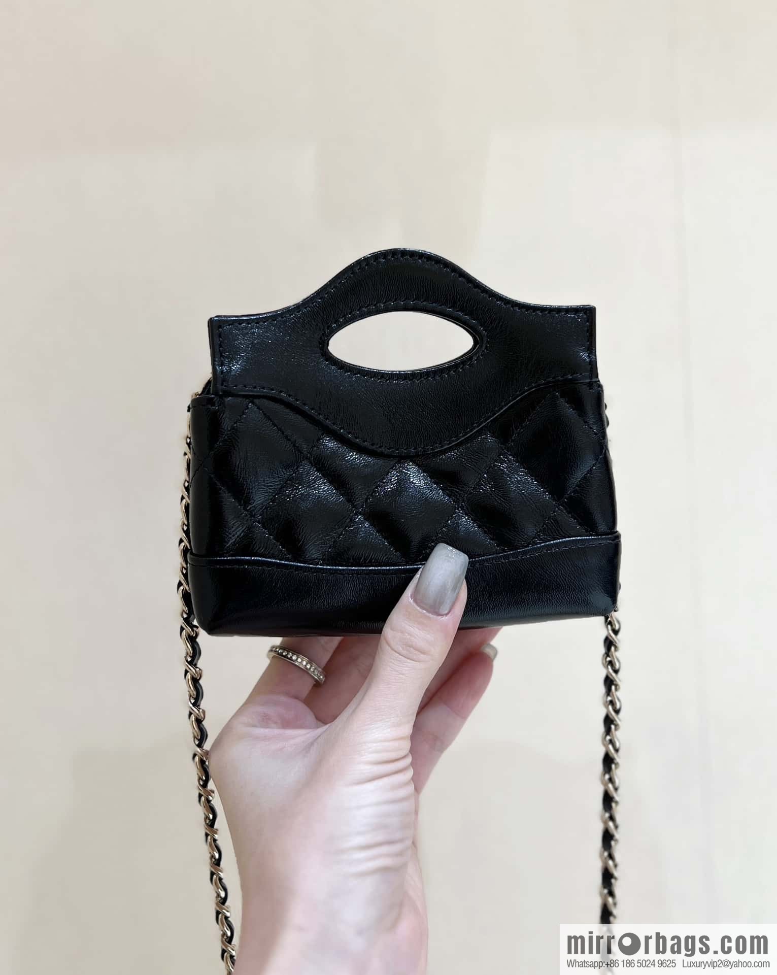 CHANEL 24S spring and summer series, super mini waste bag AP3875 black