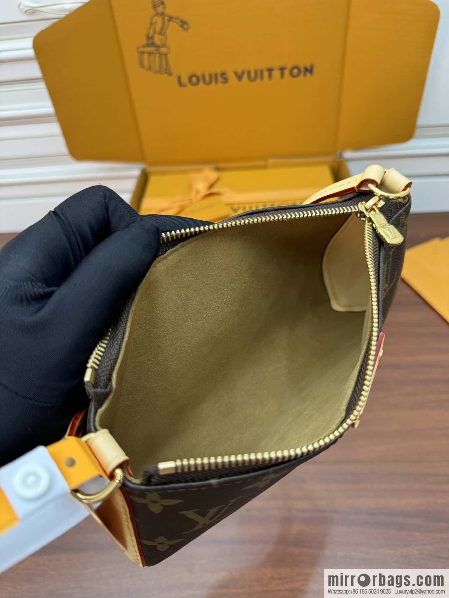 LV M47123 Bolsa Pochette Tirette