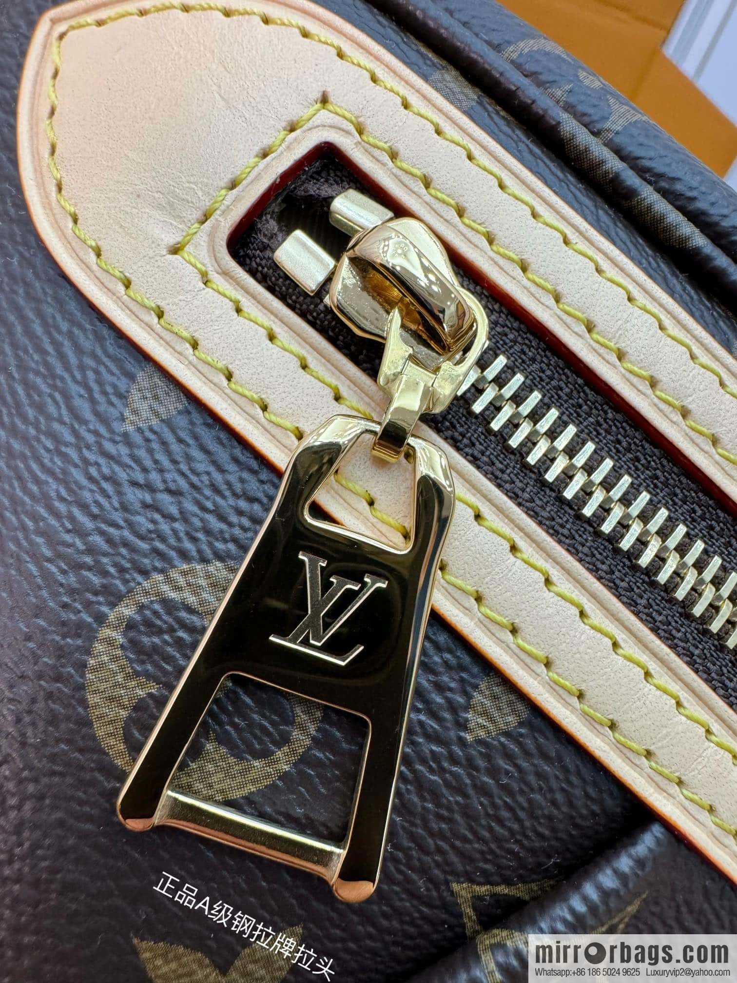 LV M46784 HIGH RISE fanny pack