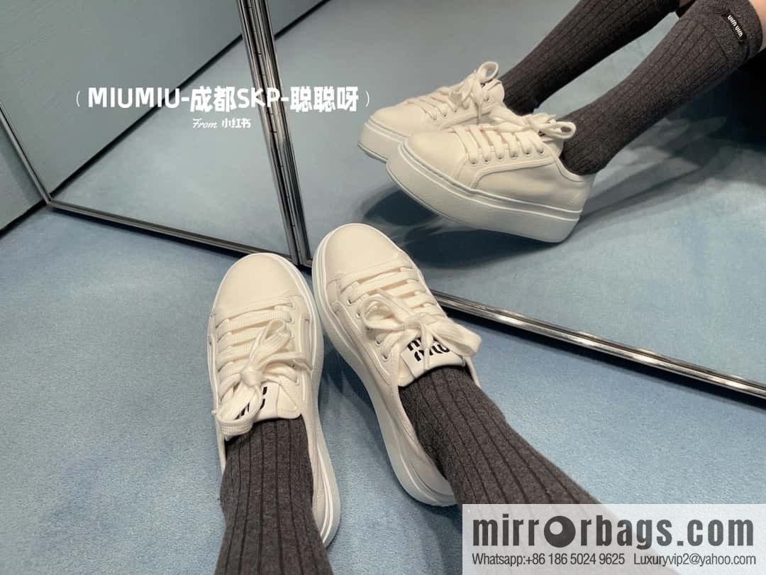𝐌𝐢𝐮𝐌𝐢𝐮||𝟐𝟎𝟐𝟒 the latest spring and summer canvas, platform sports white shoes
