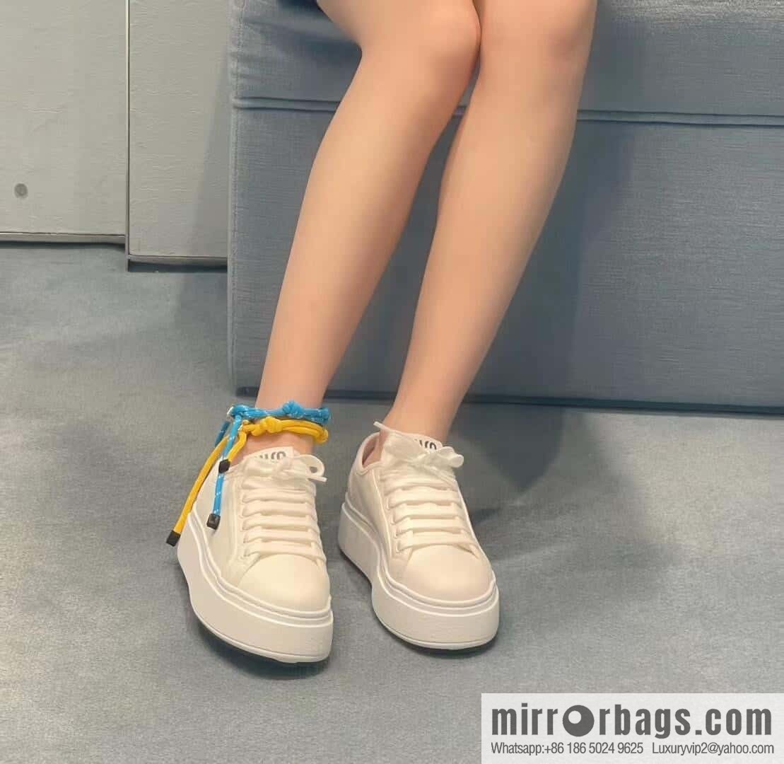 𝐌𝐢𝐮𝐌𝐢𝐮||𝟐𝟎𝟐𝟒 the latest spring and summer canvas, platform sports white shoes