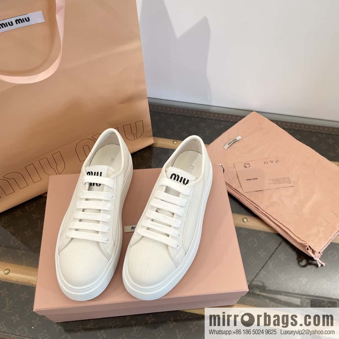 𝐌𝐢𝐮𝐌𝐢𝐮||𝟐𝟎𝟐𝟒 the latest spring and summer canvas, platform sports white shoes